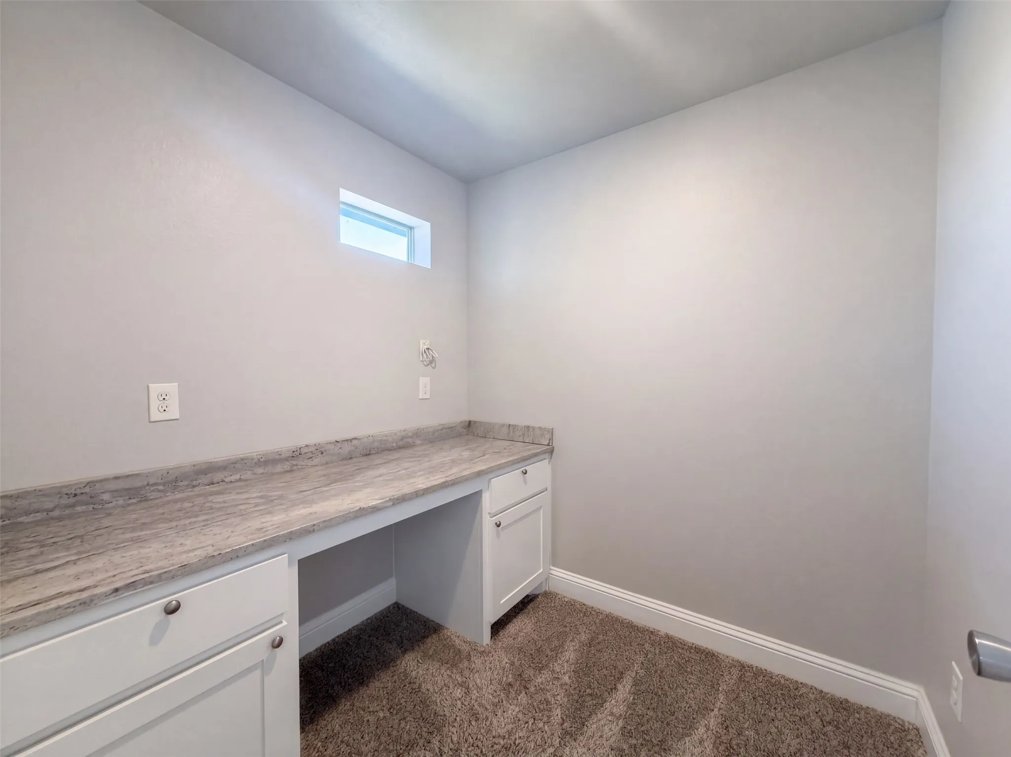 Single Family Residence For Sale in Hunt County , 6006 Colorado Street, Greenville, Texas 75402, 4 Bedroom, 3 Bathroom, 1 Garage spaces, 2,000 Sqft, built in 2019, mls#21398417, Real Estate Agent in Greenville, Homes For Sale in Hunt county, Homes For Sale in Greenville, Realtor in Greenville Texas, Real Estate Brokerage Independent Realty Texas, Luminita Cordes Realtor