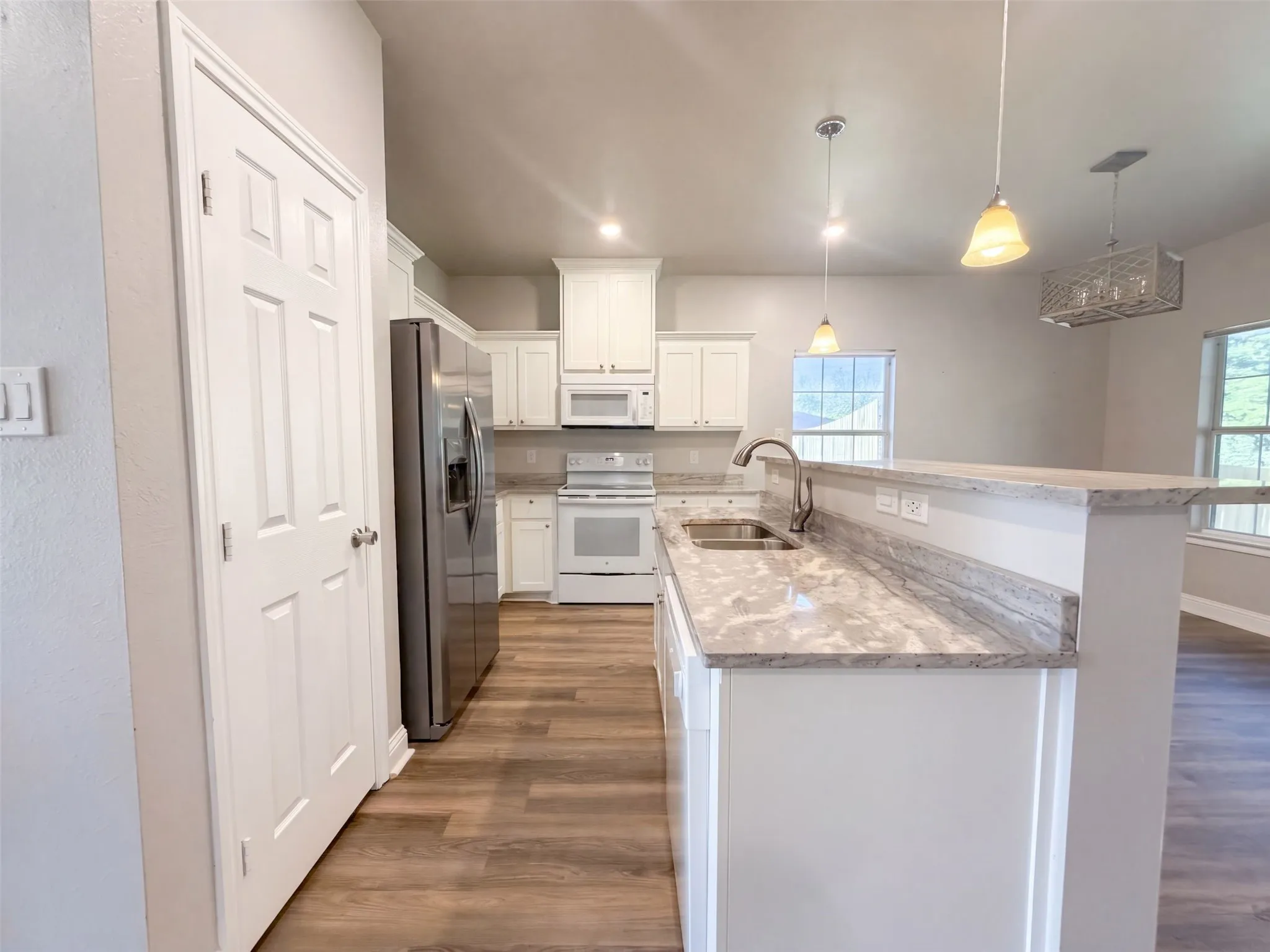 Single Family Residence For Sale in Hunt County , 6006 Colorado Street, Greenville, Texas 75402, 4 Bedroom, 3 Bathroom, 1 Garage spaces, 2,000 Sqft, built in 2019, mls#21398417, Real Estate Agent in Greenville, Homes For Sale in Hunt county, Homes For Sale in Greenville, Realtor in Greenville Texas, Real Estate Brokerage Independent Realty Texas, Luminita Cordes Realtor