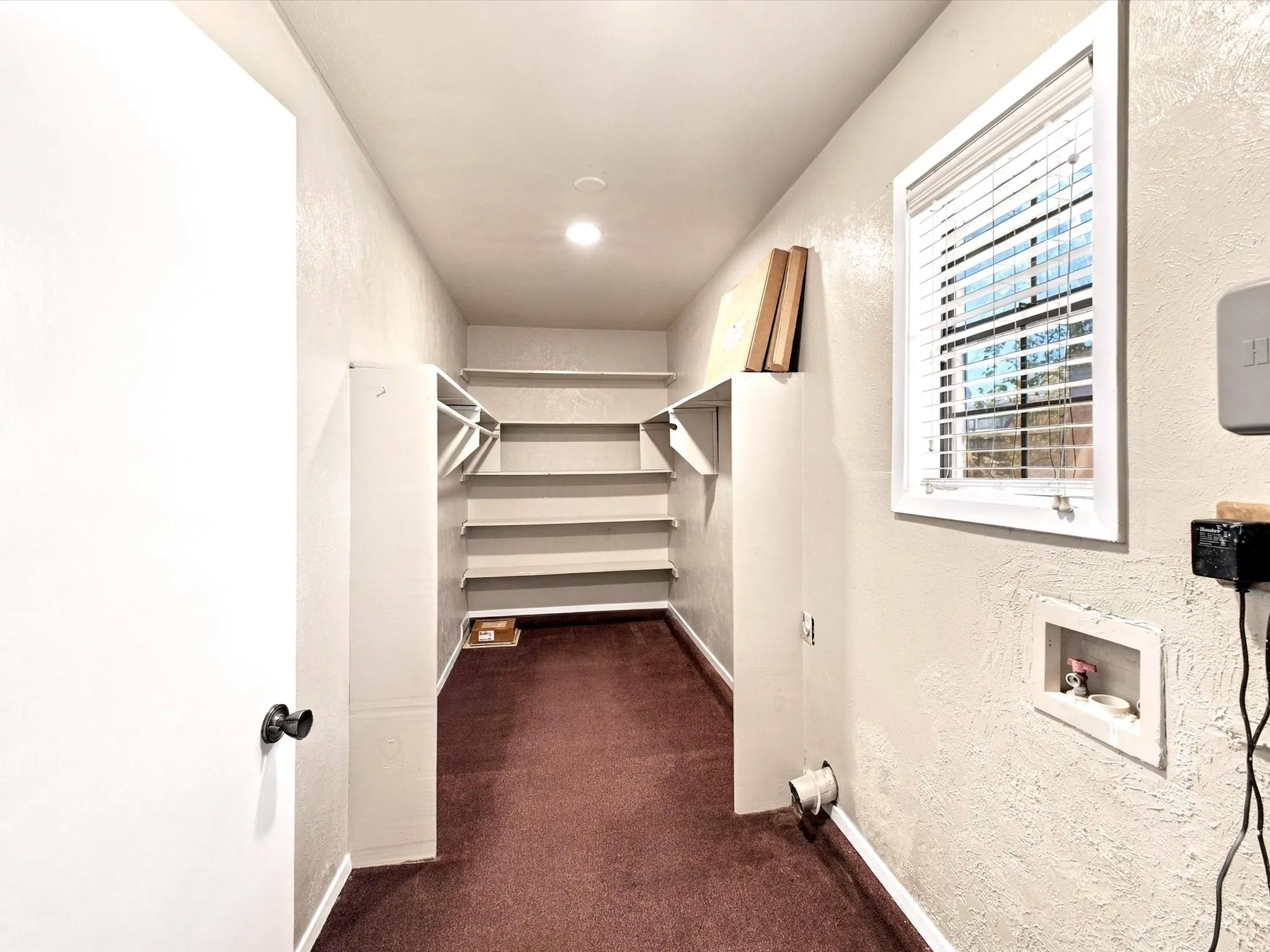 Single Family Residence For Sale in Tarrant County , 1041 Tuskegee Street, Grand Prairie, Texas 75051, 3 Bedroom, 2 Bathroom, Garage spaces, 1,579 Sqft, built in 1962, mls#21393184, Real Estate Agent in Grand Prairie, Homes For Sale in Tarrant county, Homes For Sale in Grand Prairie, Realtor in Grand Prairie Texas, Real Estate Brokerage Independent Realty Texas, Luminita Cordes Realtor