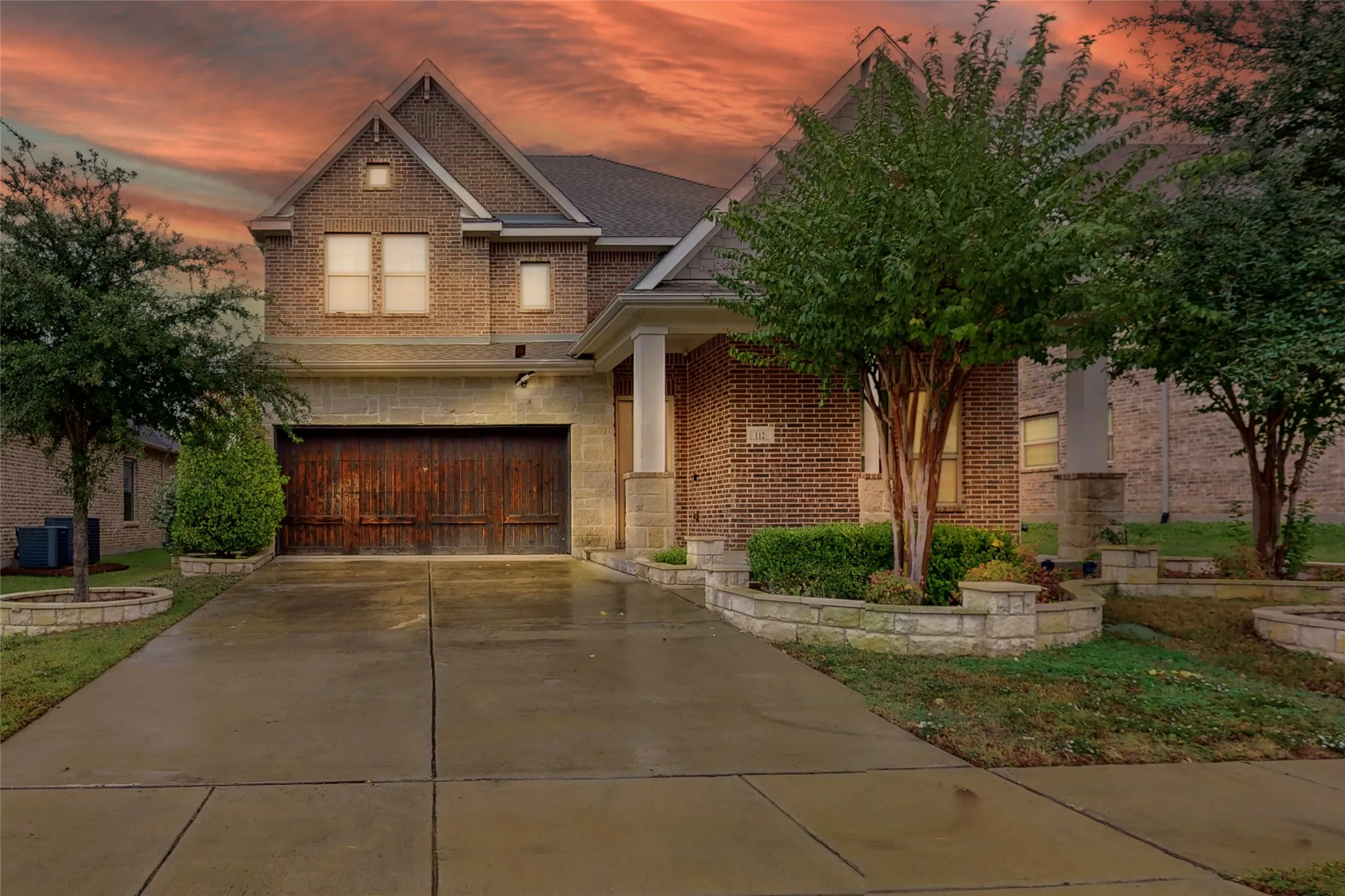 Single Family Residence For Rent in Dallas County , 112 Spear Court, Irving, Texas 75063, 5 Bedroom, 5 Bathroom, 2 Garage spaces, 3,705 Sqft, built in 2014, mls#21398427, Real Estate Agent in Irving, Homes For Rent in Dallas county, Homes For Rent in Irving, Realtor in Irving Texas, Real Estate Brokerage Independent Realty Texas, Luminita Cordes Realtor