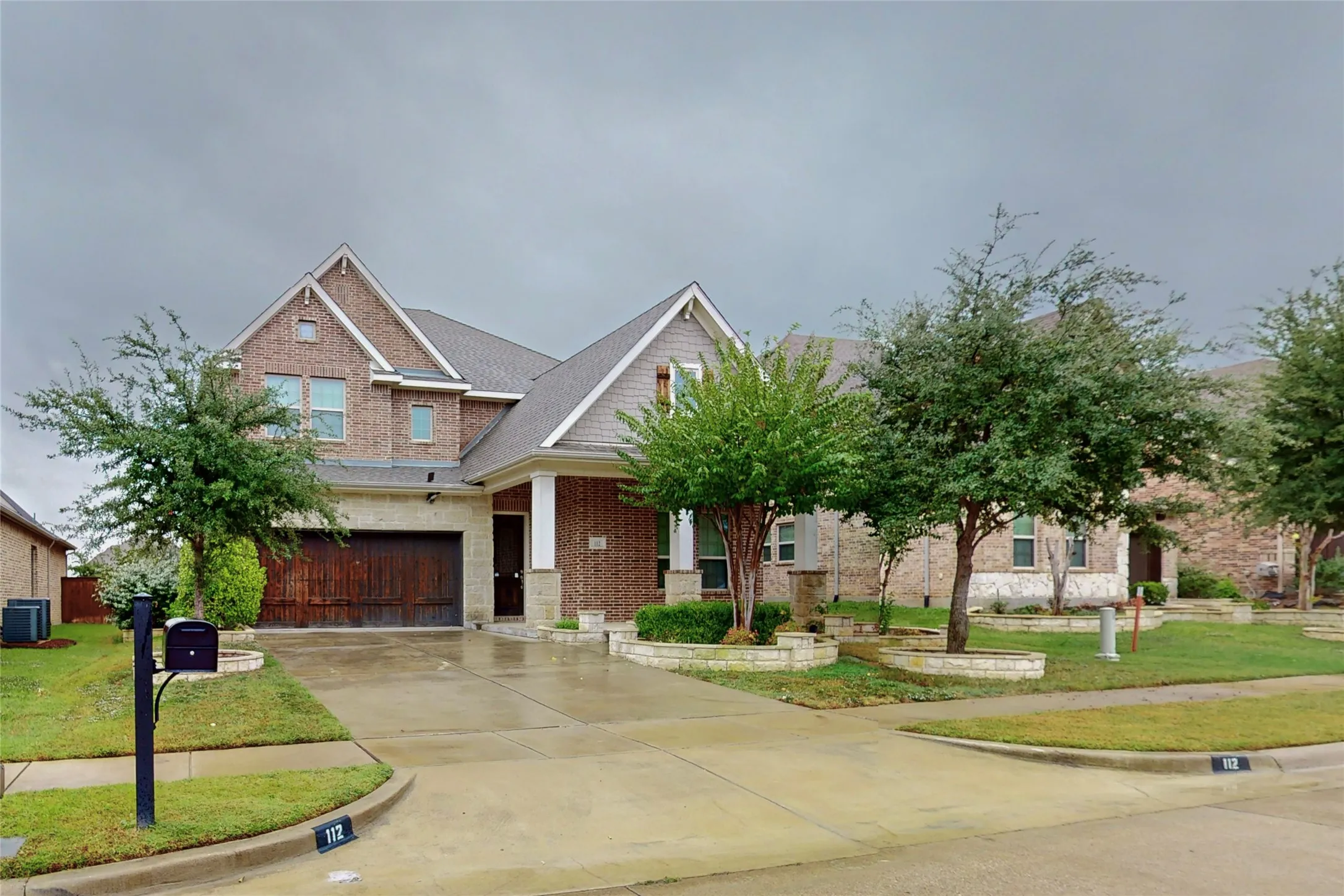 Single Family Residence For Rent in Dallas County , 112 Spear Court, Irving, Texas 75063, 5 Bedroom, 5 Bathroom, 2 Garage spaces, 3,705 Sqft, built in 2014, mls#21398427, Real Estate Agent in Irving, Homes For Rent in Dallas county, Homes For Rent in Irving, Realtor in Irving Texas, Real Estate Brokerage Independent Realty Texas, Luminita Cordes Realtor