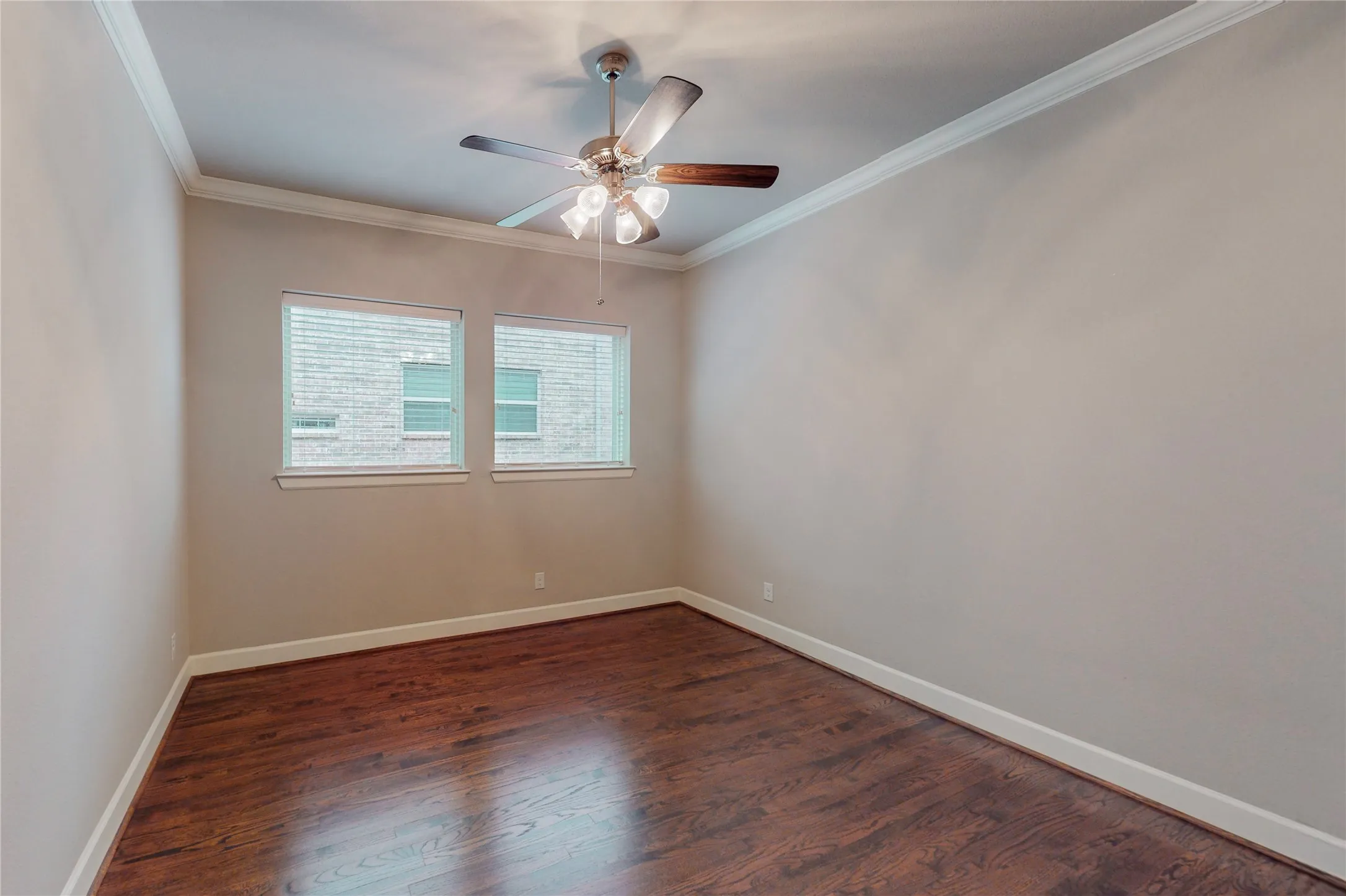 Single Family Residence For Rent in Dallas County , 112 Spear Court, Irving, Texas 75063, 5 Bedroom, 5 Bathroom, 2 Garage spaces, 3,705 Sqft, built in 2014, mls#21398427, Real Estate Agent in Irving, Homes For Rent in Dallas county, Homes For Rent in Irving, Realtor in Irving Texas, Real Estate Brokerage Independent Realty Texas, Luminita Cordes Realtor