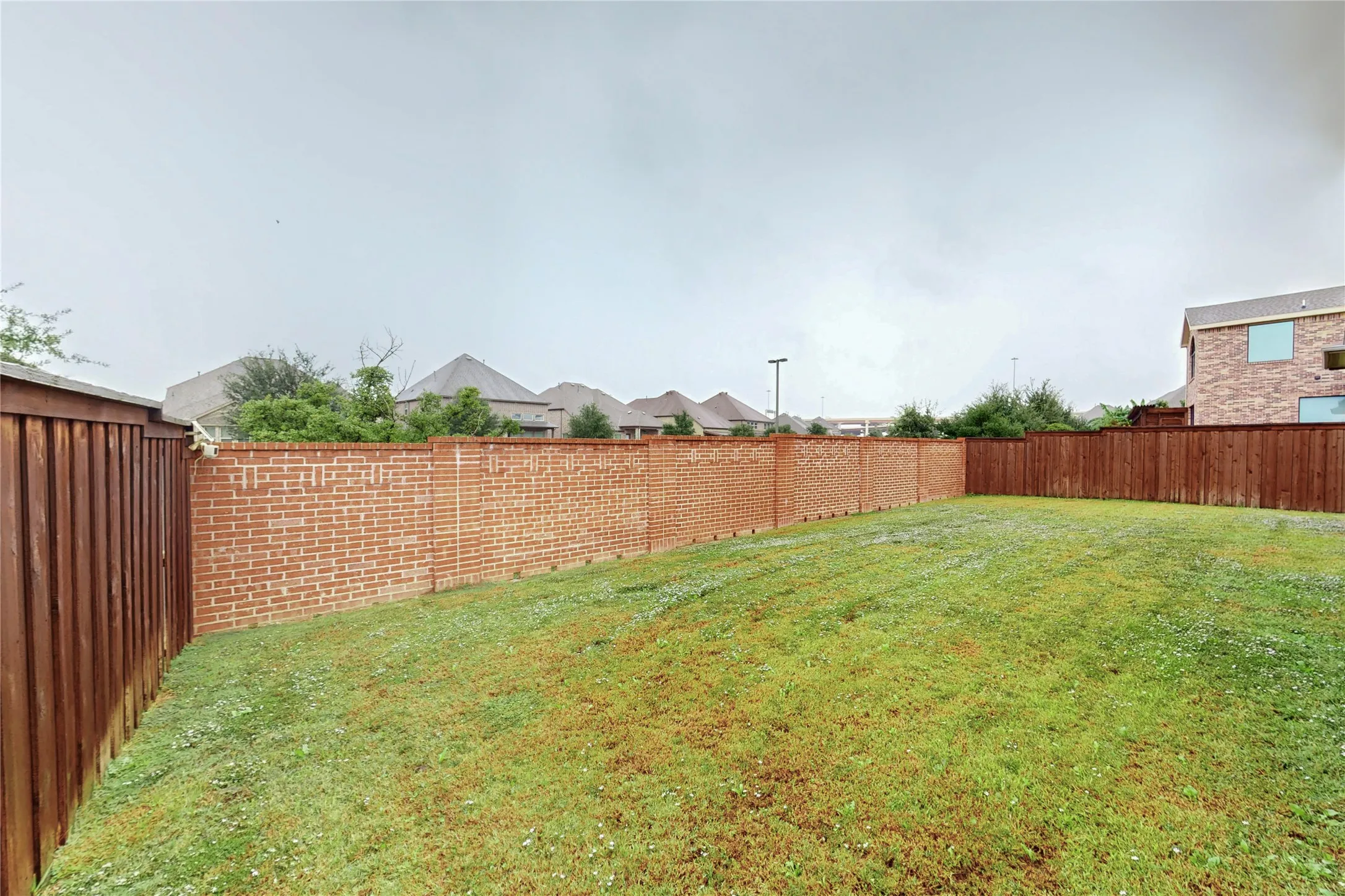 Single Family Residence For Rent in Dallas County , 112 Spear Court, Irving, Texas 75063, 5 Bedroom, 5 Bathroom, 2 Garage spaces, 3,705 Sqft, built in 2014, mls#21398427, Real Estate Agent in Irving, Homes For Rent in Dallas county, Homes For Rent in Irving, Realtor in Irving Texas, Real Estate Brokerage Independent Realty Texas, Luminita Cordes Realtor