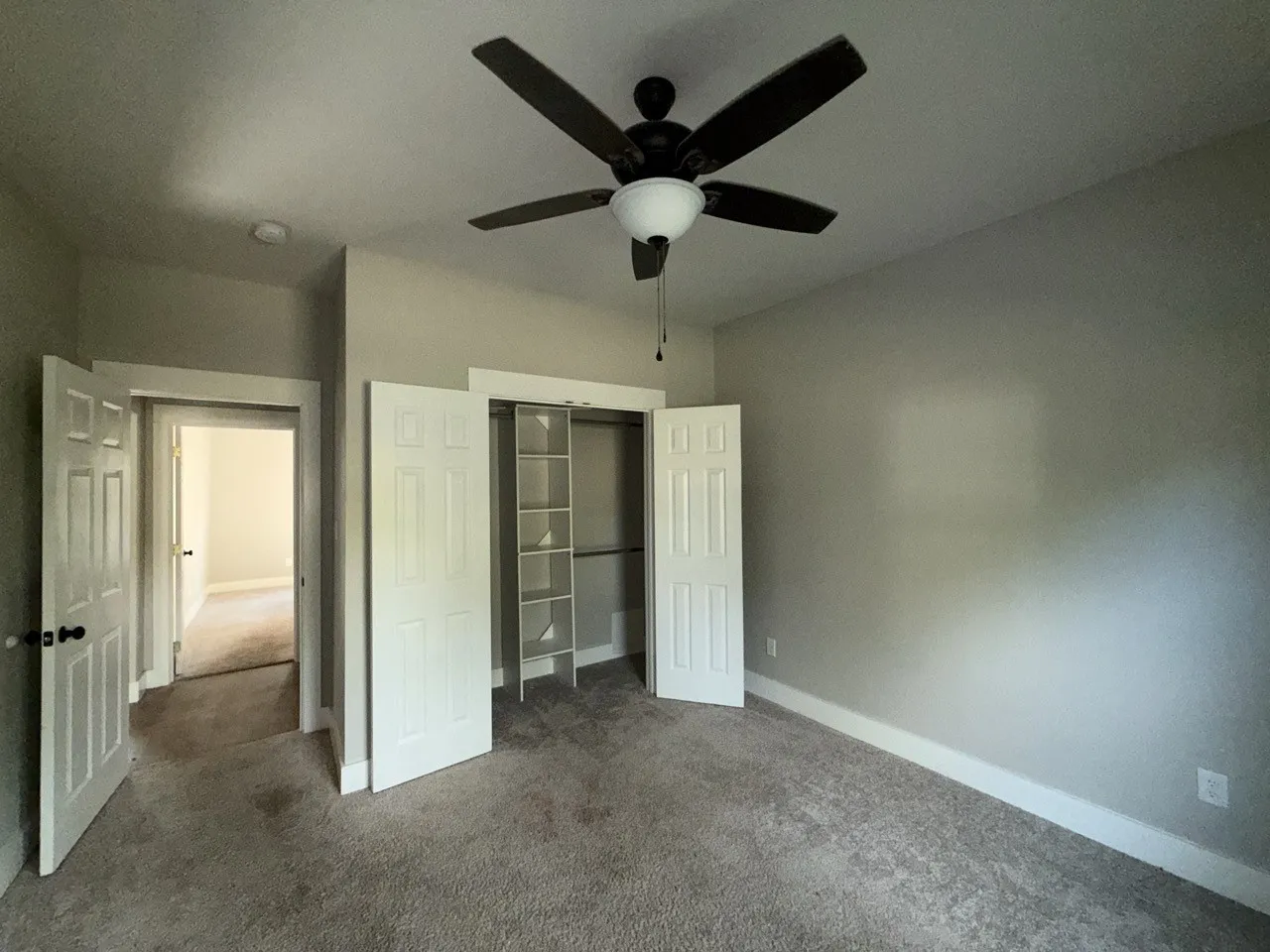 Single Family Residence For Sale in Van Zandt County , 180 N Oak Place, Van, Texas 75790, 3 Bedroom, 2 Bathroom, 2 Garage spaces, 1,447 Sqft, built in 2023, mls#21394252, Real Estate Agent in Van, Homes For Sale in Van Zandt county, Homes For Sale in Van, Realtor in Van Texas, Real Estate Brokerage Independent Realty Texas, Luminita Cordes Realtor