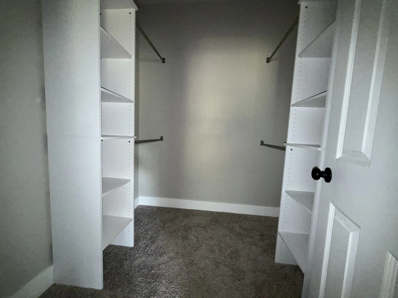Single Family Residence For Sale in Van Zandt County , 180 N Oak Place, Van, Texas 75790, 3 Bedroom, 2 Bathroom, 2 Garage spaces, 1,447 Sqft, built in 2023, mls#21394252, Real Estate Agent in Van, Homes For Sale in Van Zandt county, Homes For Sale in Van, Realtor in Van Texas, Real Estate Brokerage Independent Realty Texas, Luminita Cordes Realtor