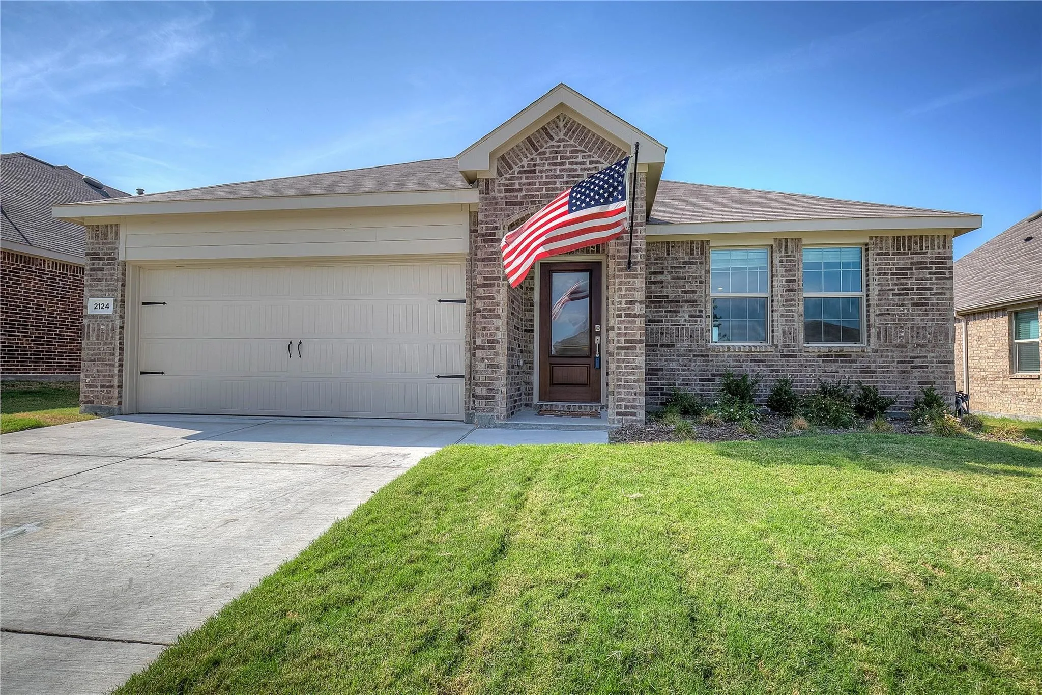 Single Family Residence For Rent in Hunt County , 2124 Whispering Sage Boulevard, Royse City, Texas 75189, 3 Bedroom, 2 Bathroom, 2 Garage spaces, 1,426 Sqft, built in 2020, mls#21397857, Real Estate Agent in Royse City, Homes For Rent in Hunt county, Homes For Rent in Royse City, Realtor in Royse City Texas, Real Estate Brokerage Independent Realty Texas, Luminita Cordes Realtor