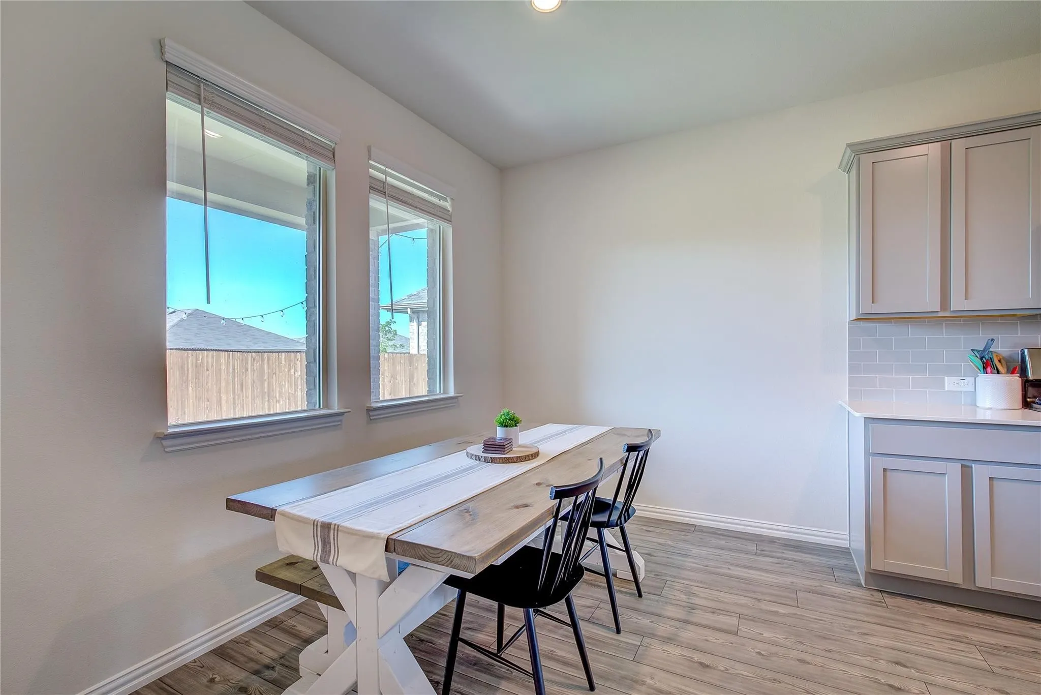 Single Family Residence For Rent in Hunt County , 2124 Whispering Sage Boulevard, Royse City, Texas 75189, 3 Bedroom, 2 Bathroom, 2 Garage spaces, 1,426 Sqft, built in 2020, mls#21397857, Real Estate Agent in Royse City, Homes For Rent in Hunt county, Homes For Rent in Royse City, Realtor in Royse City Texas, Real Estate Brokerage Independent Realty Texas, Luminita Cordes Realtor