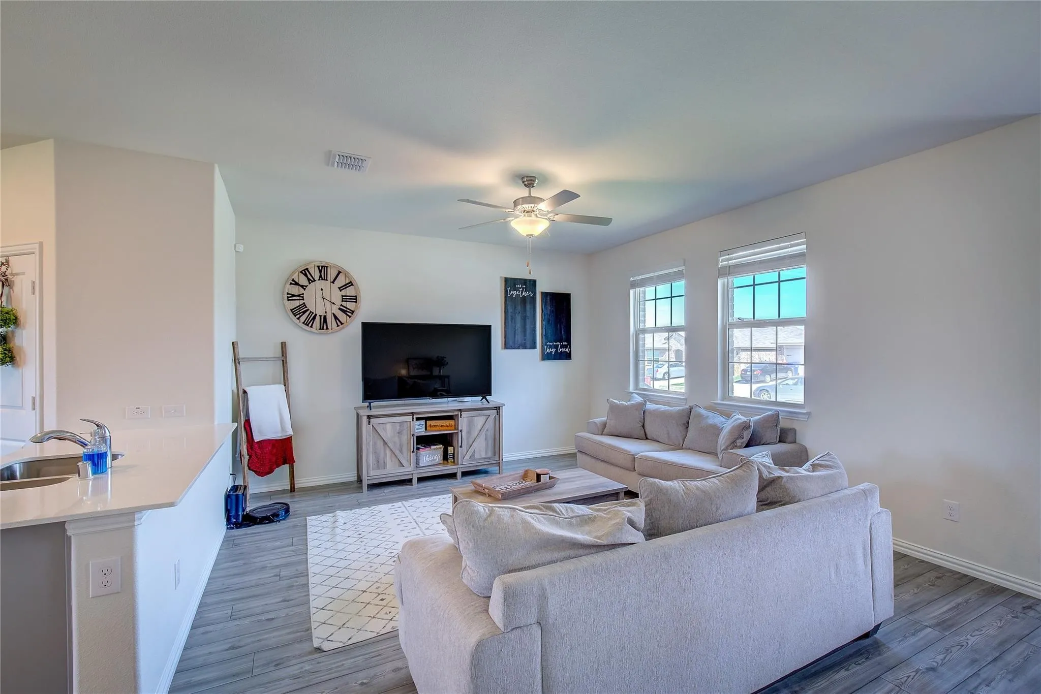 Single Family Residence For Rent in Hunt County , 2124 Whispering Sage Boulevard, Royse City, Texas 75189, 3 Bedroom, 2 Bathroom, 2 Garage spaces, 1,426 Sqft, built in 2020, mls#21397857, Real Estate Agent in Royse City, Homes For Rent in Hunt county, Homes For Rent in Royse City, Realtor in Royse City Texas, Real Estate Brokerage Independent Realty Texas, Luminita Cordes Realtor