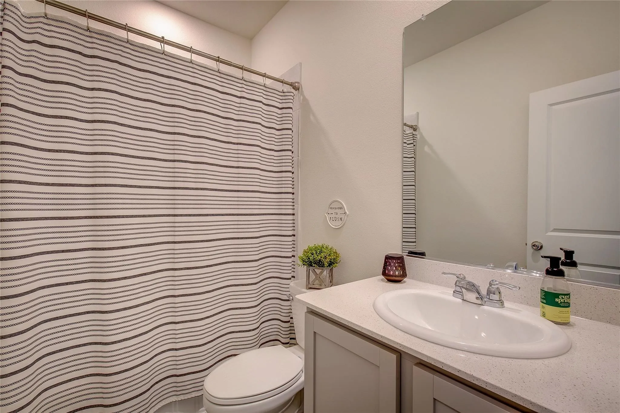 Single Family Residence For Rent in Hunt County , 2124 Whispering Sage Boulevard, Royse City, Texas 75189, 3 Bedroom, 2 Bathroom, 2 Garage spaces, 1,426 Sqft, built in 2020, mls#21397857, Real Estate Agent in Royse City, Homes For Rent in Hunt county, Homes For Rent in Royse City, Realtor in Royse City Texas, Real Estate Brokerage Independent Realty Texas, Luminita Cordes Realtor
