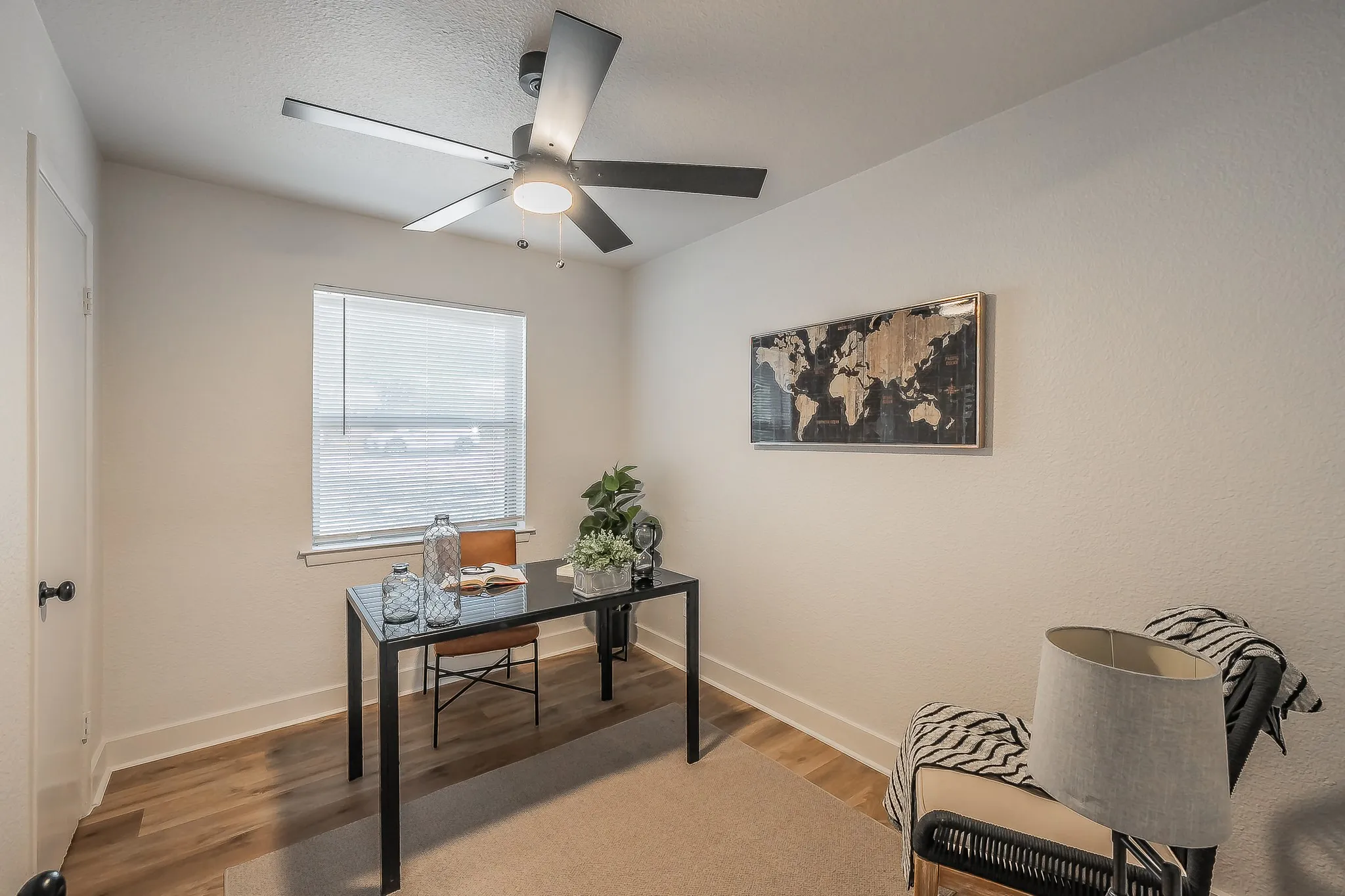 Single Family Residence For Sale in Tarrant County , 7117 Payte Lane, North Richland Hills, Texas 76182, 5 Bedroom, 3 Bathroom, 1 Garage spaces, 1,919 Sqft, built in 1971, mls#21393769, Real Estate Agent in North Richland Hills, Homes For Sale in Tarrant county, Homes For Sale in North Richland Hills, Realtor in North Richland Hills Texas, Real Estate Brokerage Independent Realty Texas, Luminita Cordes Realtor