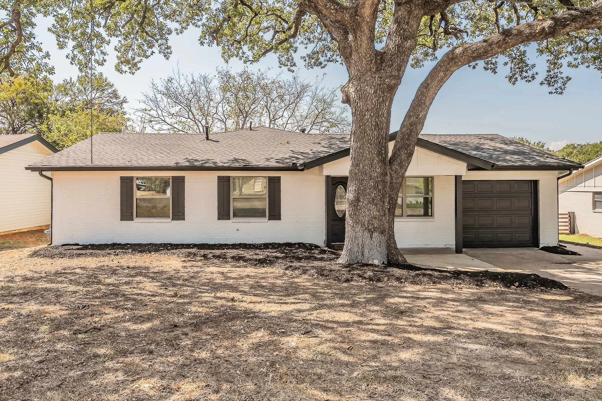 Single Family Residence For Sale in Tarrant County , 7117 Payte Lane, North Richland Hills, Texas 76182, 5 Bedroom, 3 Bathroom, 1 Garage spaces, 1,919 Sqft, built in 1971, mls#21393769, Real Estate Agent in North Richland Hills, Homes For Sale in Tarrant county, Homes For Sale in North Richland Hills, Realtor in North Richland Hills Texas, Real Estate Brokerage Independent Realty Texas, Luminita Cordes Realtor