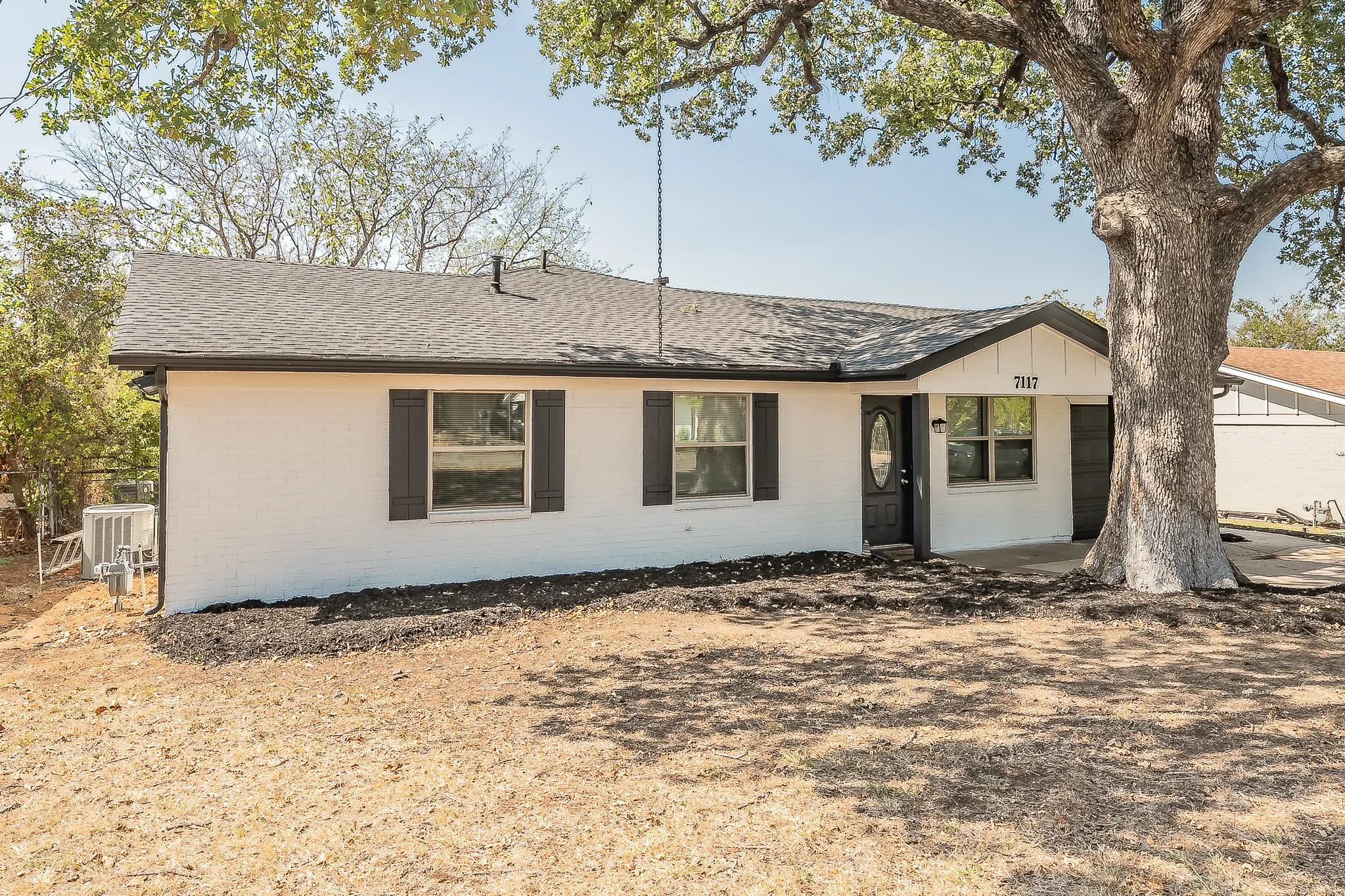 Single Family Residence For Sale in Tarrant County , 7117 Payte Lane, North Richland Hills, Texas 76182, 5 Bedroom, 3 Bathroom, 1 Garage spaces, 1,919 Sqft, built in 1971, mls#21393769, Real Estate Agent in North Richland Hills, Homes For Sale in Tarrant county, Homes For Sale in North Richland Hills, Realtor in North Richland Hills Texas, Real Estate Brokerage Independent Realty Texas, Luminita Cordes Realtor