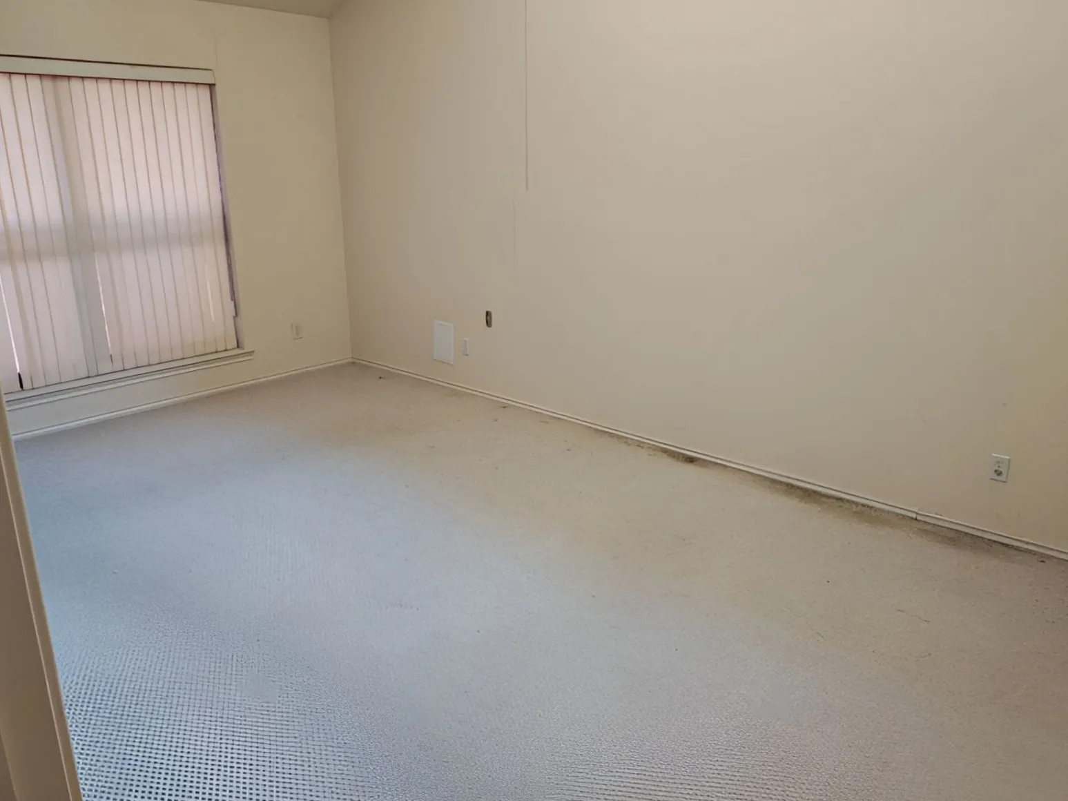 Single Family Residence For Sale in Collin County , 2120 Valley Forge Drive, Plano, Texas 75075, 3 Bedroom, 3 Bathroom, 2 Garage spaces, 2,210 Sqft, built in 1977, mls#21398435, Real Estate Agent in Plano, Homes For Sale in Collin county, Homes For Sale in Plano, Realtor in Plano Texas, Real Estate Brokerage Independent Realty Texas, Luminita Cordes Realtor