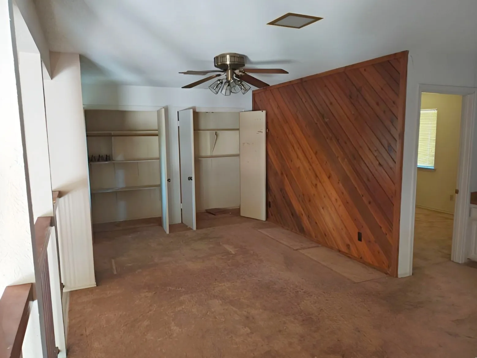 Single Family Residence For Sale in Collin County , 2120 Valley Forge Drive, Plano, Texas 75075, 3 Bedroom, 3 Bathroom, 2 Garage spaces, 2,210 Sqft, built in 1977, mls#21398435, Real Estate Agent in Plano, Homes For Sale in Collin county, Homes For Sale in Plano, Realtor in Plano Texas, Real Estate Brokerage Independent Realty Texas, Luminita Cordes Realtor