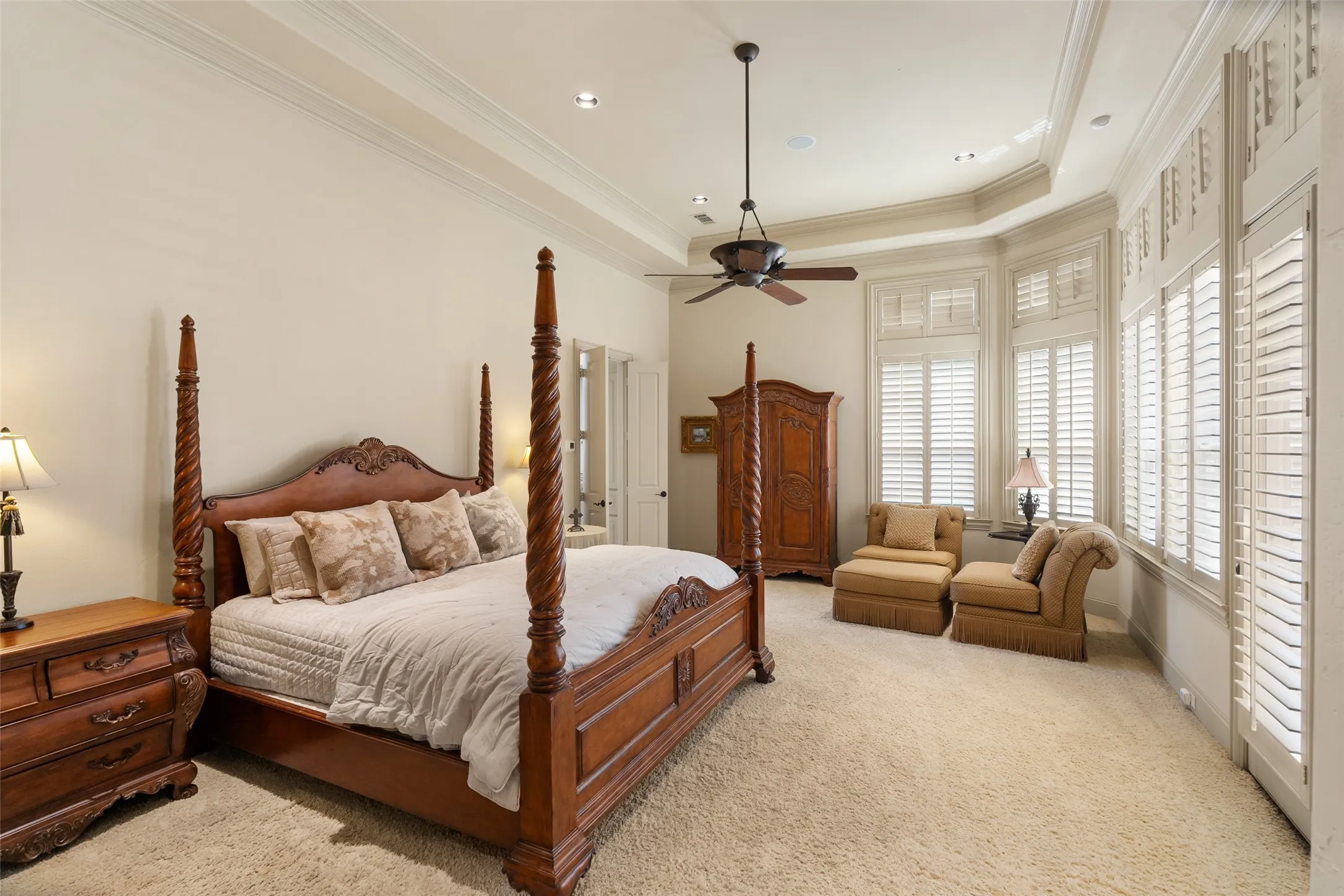 Single Family Residence For Sale in Dallas County , 12010 Edgestone Road, Dallas, Texas 75230, 3 Bedroom, 5 Bathroom, 2 Garage spaces, 4,491 Sqft, built in 2000, mls#21396936, Real Estate Agent in Dallas, Homes For Sale in Dallas county, Homes For Sale in Dallas, Realtor in Dallas Texas, Real Estate Brokerage Independent Realty Texas, Luminita Cordes Realtor