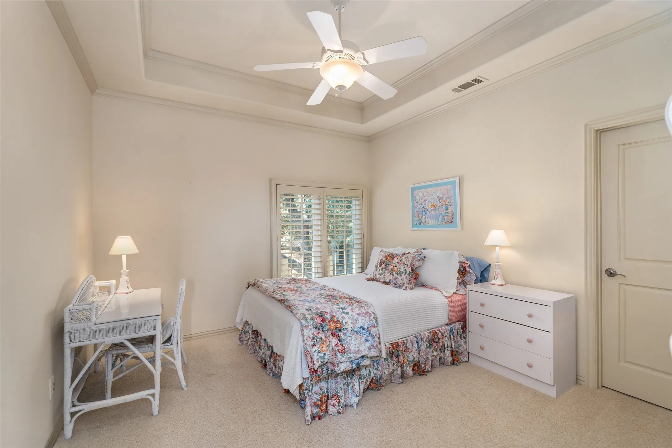 Single Family Residence For Sale in Dallas County , 12010 Edgestone Road, Dallas, Texas 75230, 3 Bedroom, 5 Bathroom, 2 Garage spaces, 4,491 Sqft, built in 2000, mls#21396936, Real Estate Agent in Dallas, Homes For Sale in Dallas county, Homes For Sale in Dallas, Realtor in Dallas Texas, Real Estate Brokerage Independent Realty Texas, Luminita Cordes Realtor