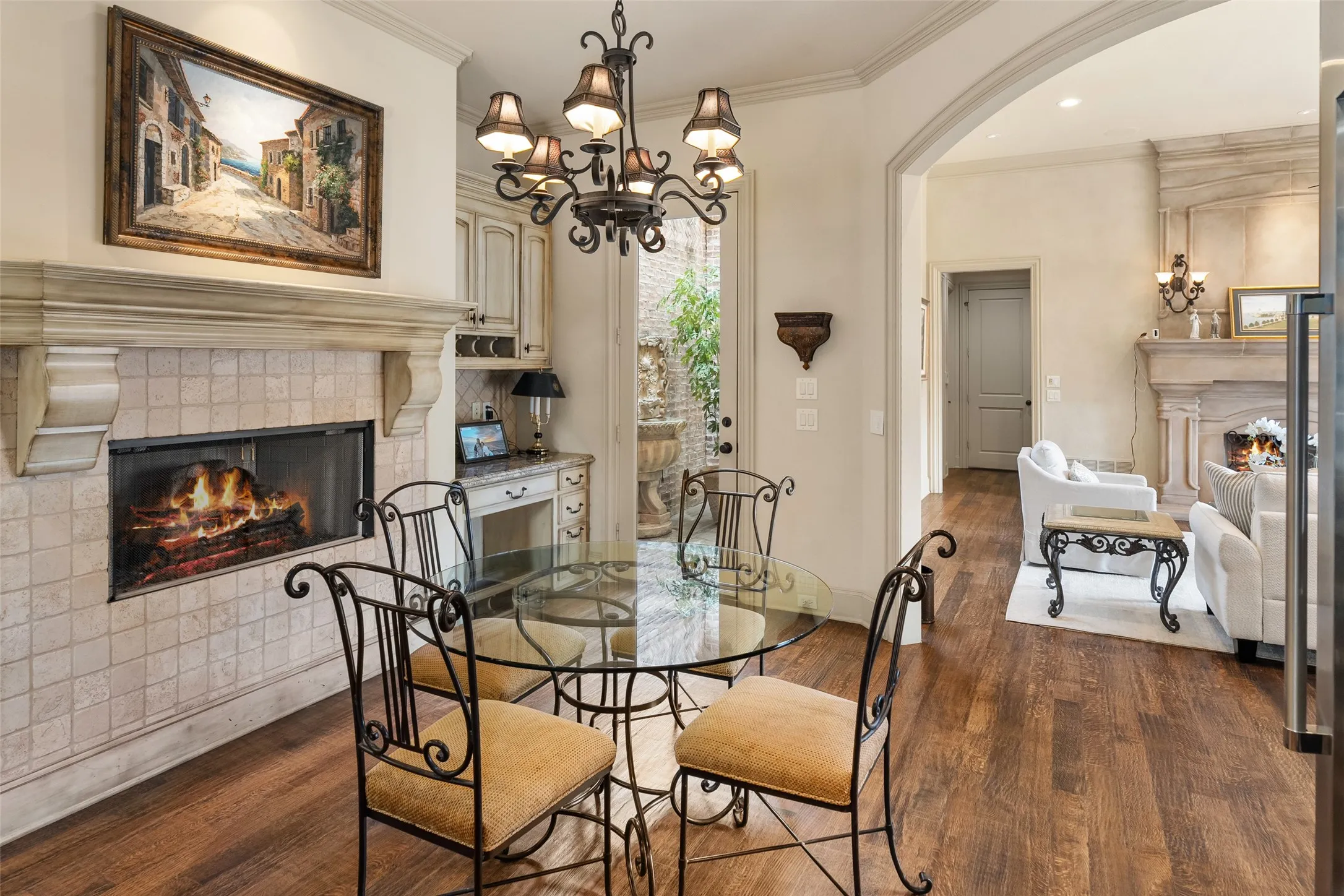 Single Family Residence For Sale in Dallas County , 12010 Edgestone Road, Dallas, Texas 75230, 3 Bedroom, 5 Bathroom, 2 Garage spaces, 4,491 Sqft, built in 2000, mls#21396936, Real Estate Agent in Dallas, Homes For Sale in Dallas county, Homes For Sale in Dallas, Realtor in Dallas Texas, Real Estate Brokerage Independent Realty Texas, Luminita Cordes Realtor