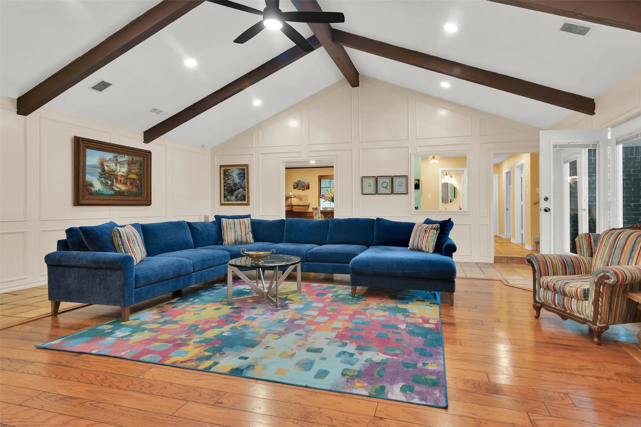 Single Family Residence For Sale in Tarrant County , 7605 Willowood Court, Fort Worth, Texas 76112, 4 Bedroom, 5 Bathroom, 3 Garage spaces, 4,181 Sqft, built in 1982, mls#21397335, Real Estate Agent in Fort Worth, Homes For Sale in Tarrant county, Homes For Sale in Fort Worth, Realtor in Fort Worth Texas, Real Estate Brokerage Independent Realty Texas, Luminita Cordes Realtor