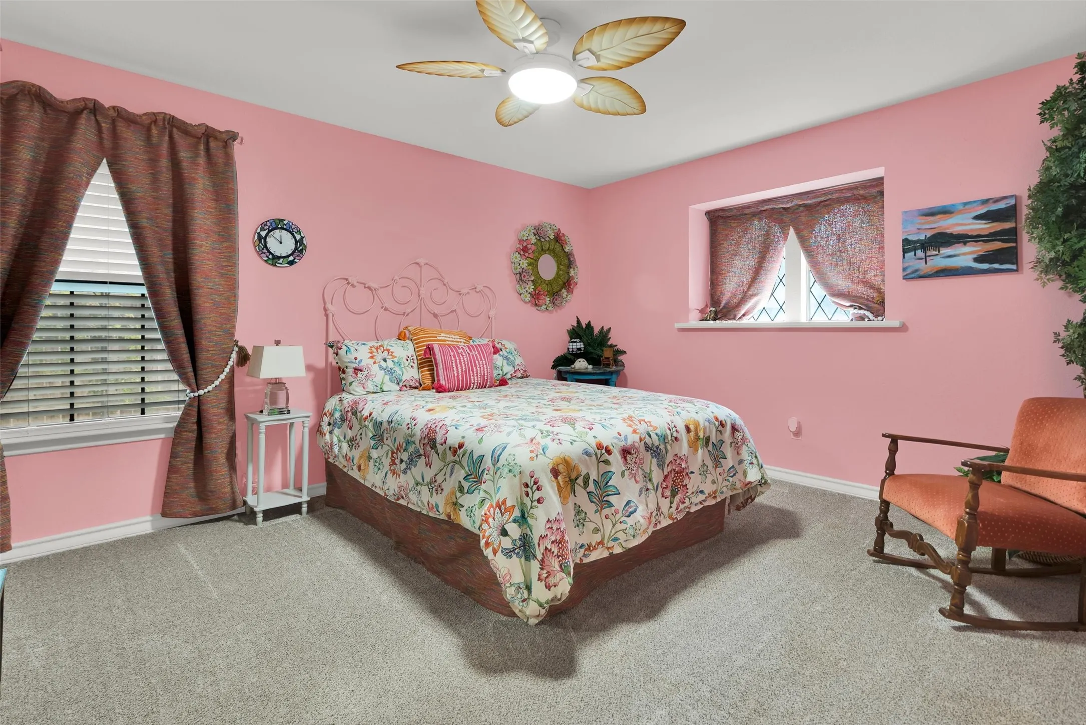 Guest bedroom