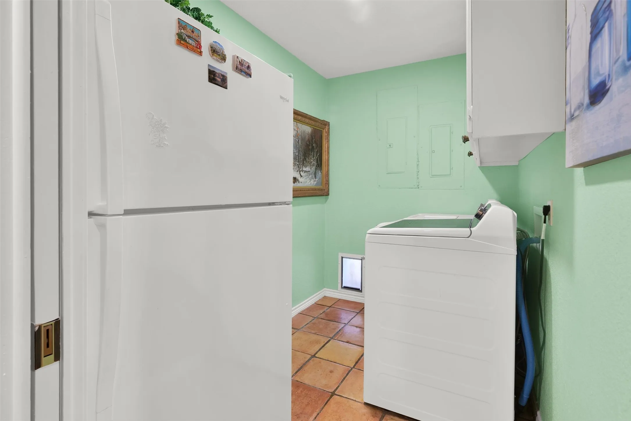 Single Family Residence For Sale in Tarrant County , 7605 Willowood Court, Fort Worth, Texas 76112, 4 Bedroom, 5 Bathroom, 3 Garage spaces, 4,181 Sqft, built in 1982, mls#21397335, Real Estate Agent in Fort Worth, Homes For Sale in Tarrant county, Homes For Sale in Fort Worth, Realtor in Fort Worth Texas, Real Estate Brokerage Independent Realty Texas, Luminita Cordes Realtor