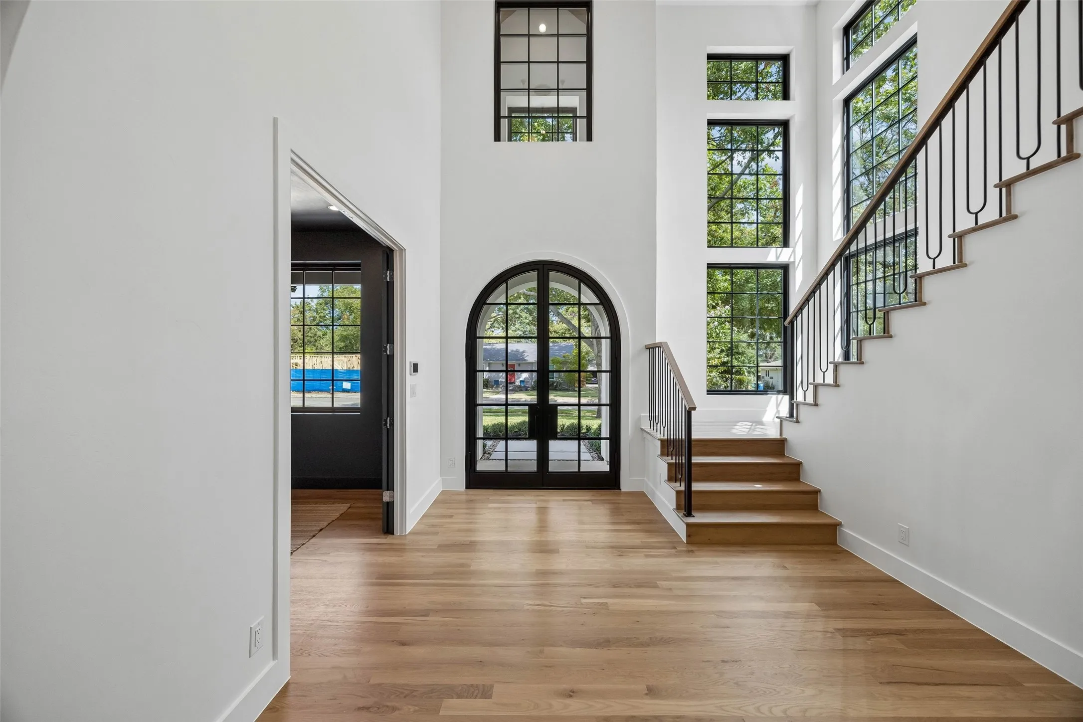 Single Family Residence For Sale in Dallas County , 6140 Sudbury Drive, Dallas, Texas 75214, 5 Bedroom, 6 Bathroom, 2 Garage spaces, 4,593 Sqft, built in 2026, mls#21393411, Real Estate Agent in Dallas, Homes For Sale in Dallas county, Homes For Sale in Dallas, Realtor in Dallas Texas, Real Estate Brokerage Independent Realty Texas, Luminita Cordes Realtor