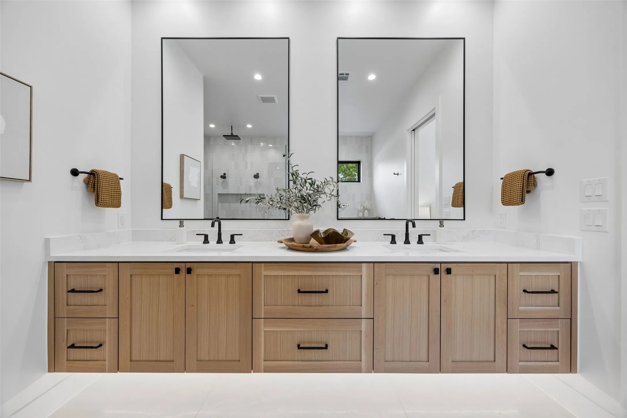 Single Family Residence For Sale in Dallas County , 6140 Sudbury Drive, Dallas, Texas 75214, 5 Bedroom, 6 Bathroom, 2 Garage spaces, 4,593 Sqft, built in 2026, mls#21393411, Real Estate Agent in Dallas, Homes For Sale in Dallas county, Homes For Sale in Dallas, Realtor in Dallas Texas, Real Estate Brokerage Independent Realty Texas, Luminita Cordes Realtor