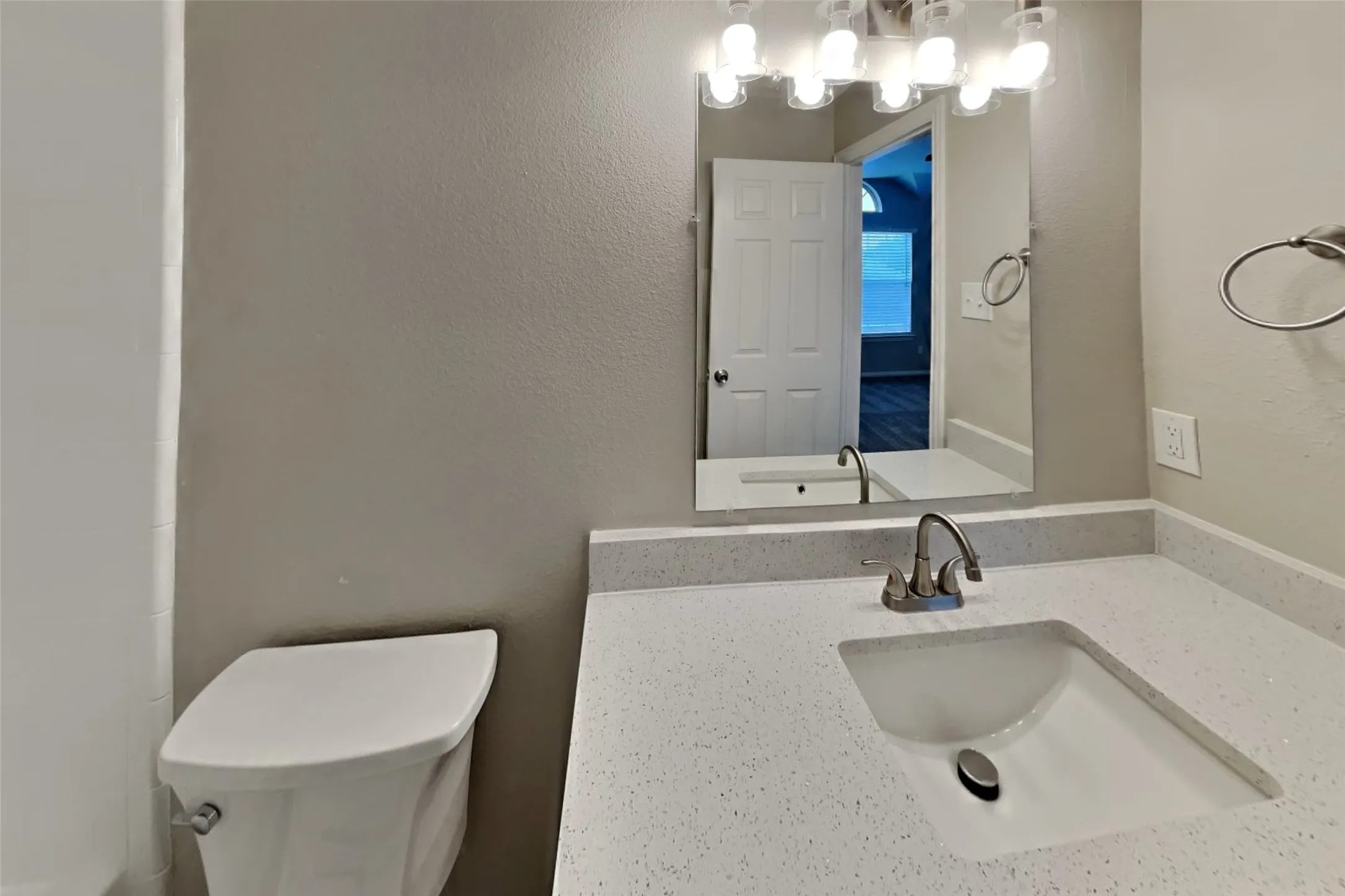 Single Family Residence For Rent in Collin County , 4408 Lansbury Lane, Plano, Texas 75093, 4 Bedroom, 3 Bathroom, 2 Garage spaces, 2,604 Sqft, built in 1998, mls#21398452, Real Estate Agent in Plano, Homes For Rent in Collin county, Homes For Rent in Plano, Realtor in Plano Texas, Real Estate Brokerage Independent Realty Texas, Luminita Cordes Realtor
