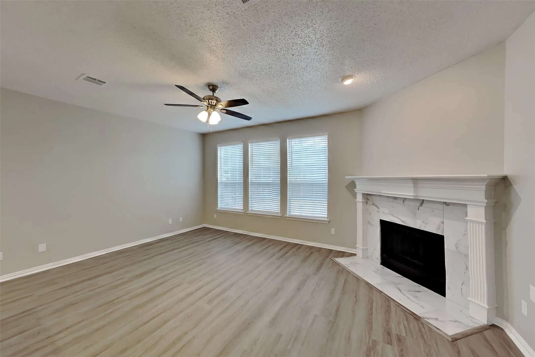 Single Family Residence For Rent in Collin County , 4408 Lansbury Lane, Plano, Texas 75093, 4 Bedroom, 3 Bathroom, 2 Garage spaces, 2,604 Sqft, built in 1998, mls#21398452, Real Estate Agent in Plano, Homes For Rent in Collin county, Homes For Rent in Plano, Realtor in Plano Texas, Real Estate Brokerage Independent Realty Texas, Luminita Cordes Realtor