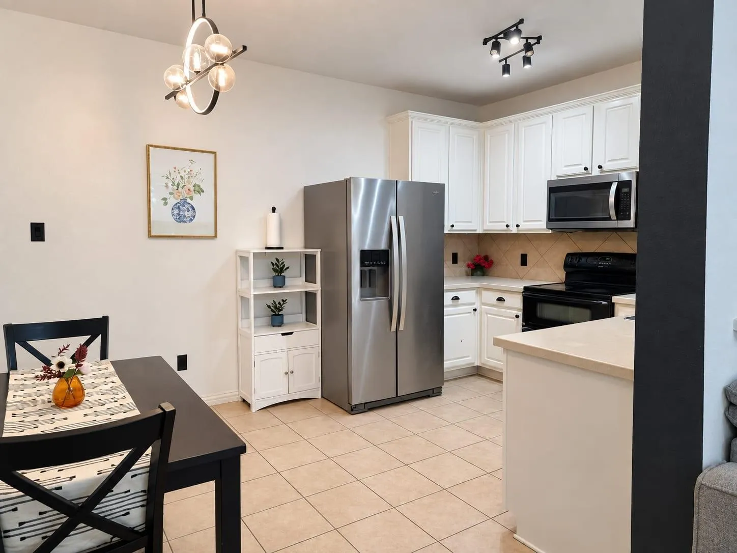 Townhouse For Sale in Tarrant County , 2910 Durango Place, Bedford, Texas 76021, 2 Bedroom, 3 Bathroom, 2 Garage spaces, 1,488 Sqft, built in 2006, mls#21398458, Real Estate Agent in Bedford, Homes For Sale in Tarrant county, Homes For Sale in Bedford, Realtor in Bedford Texas, Real Estate Brokerage Independent Realty Texas, Luminita Cordes Realtor