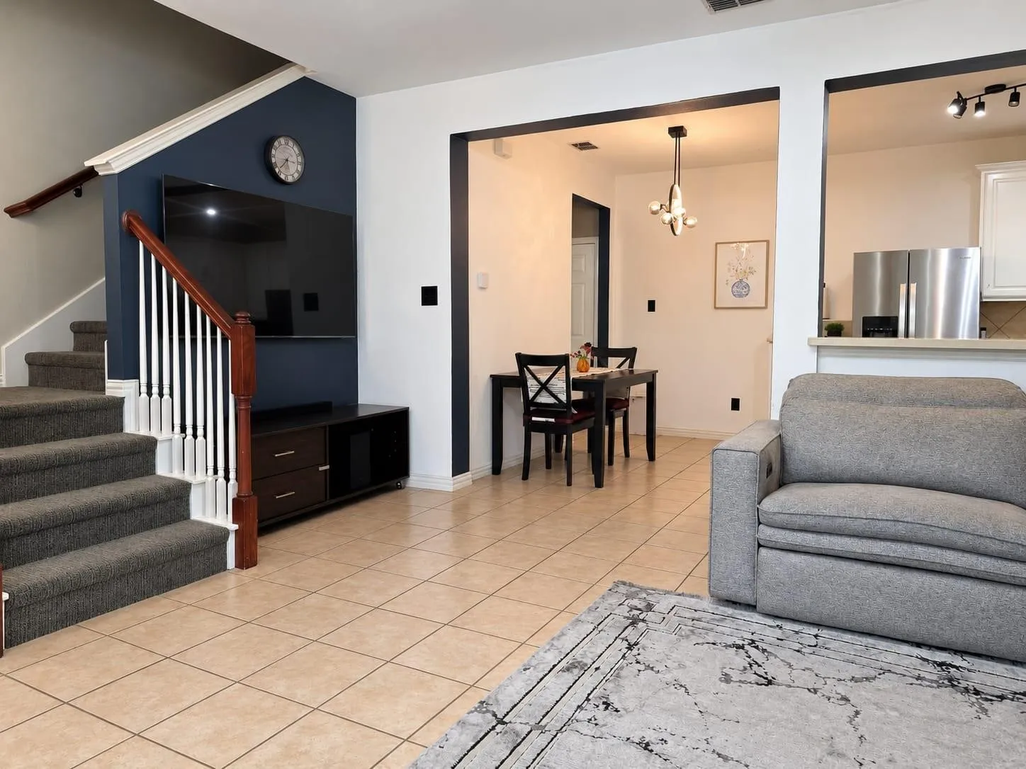 Townhouse For Sale in Tarrant County , 2910 Durango Place, Bedford, Texas 76021, 2 Bedroom, 3 Bathroom, 2 Garage spaces, 1,488 Sqft, built in 2006, mls#21398458, Real Estate Agent in Bedford, Homes For Sale in Tarrant county, Homes For Sale in Bedford, Realtor in Bedford Texas, Real Estate Brokerage Independent Realty Texas, Luminita Cordes Realtor
