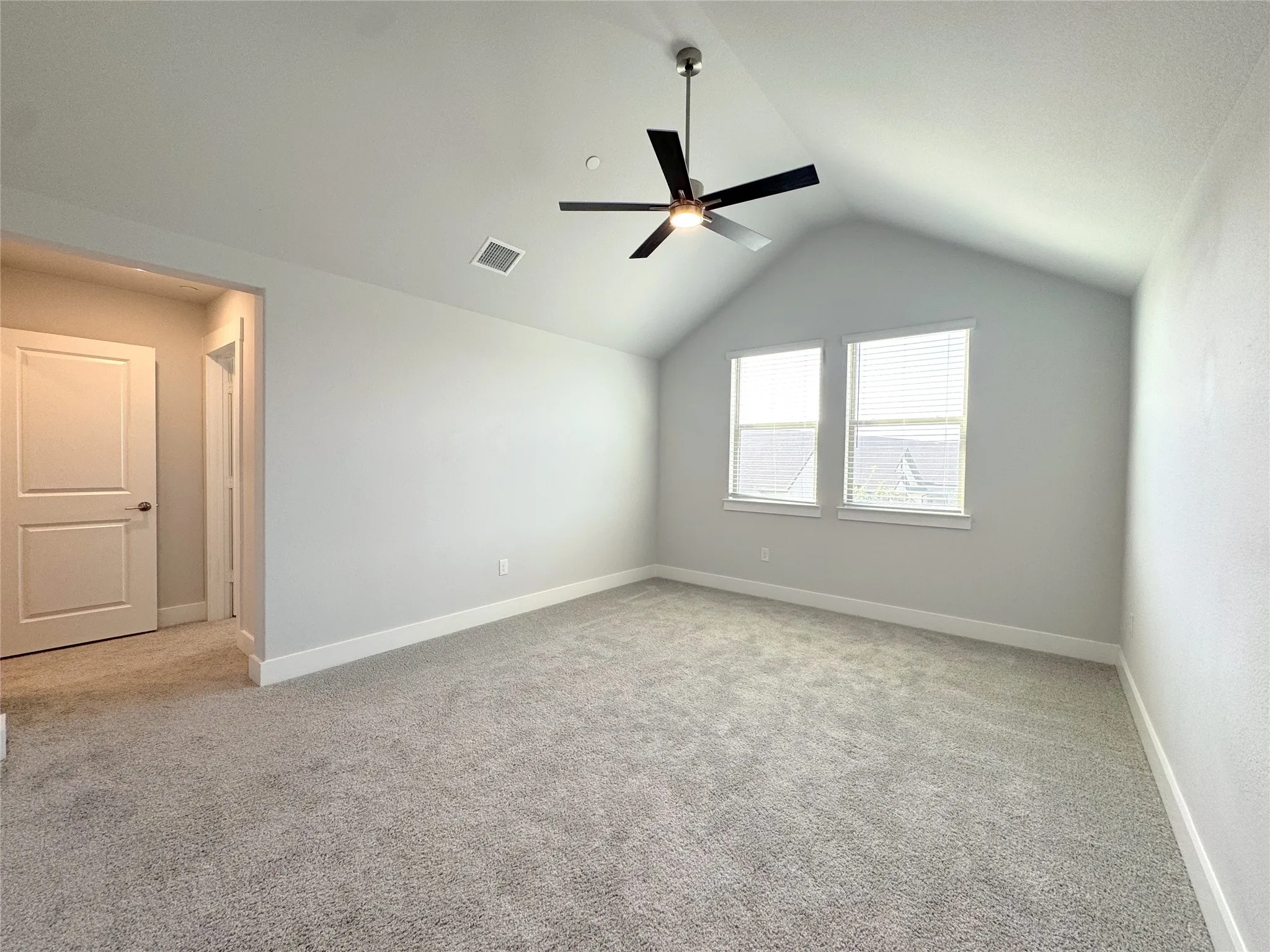 Upstairs bedroom.