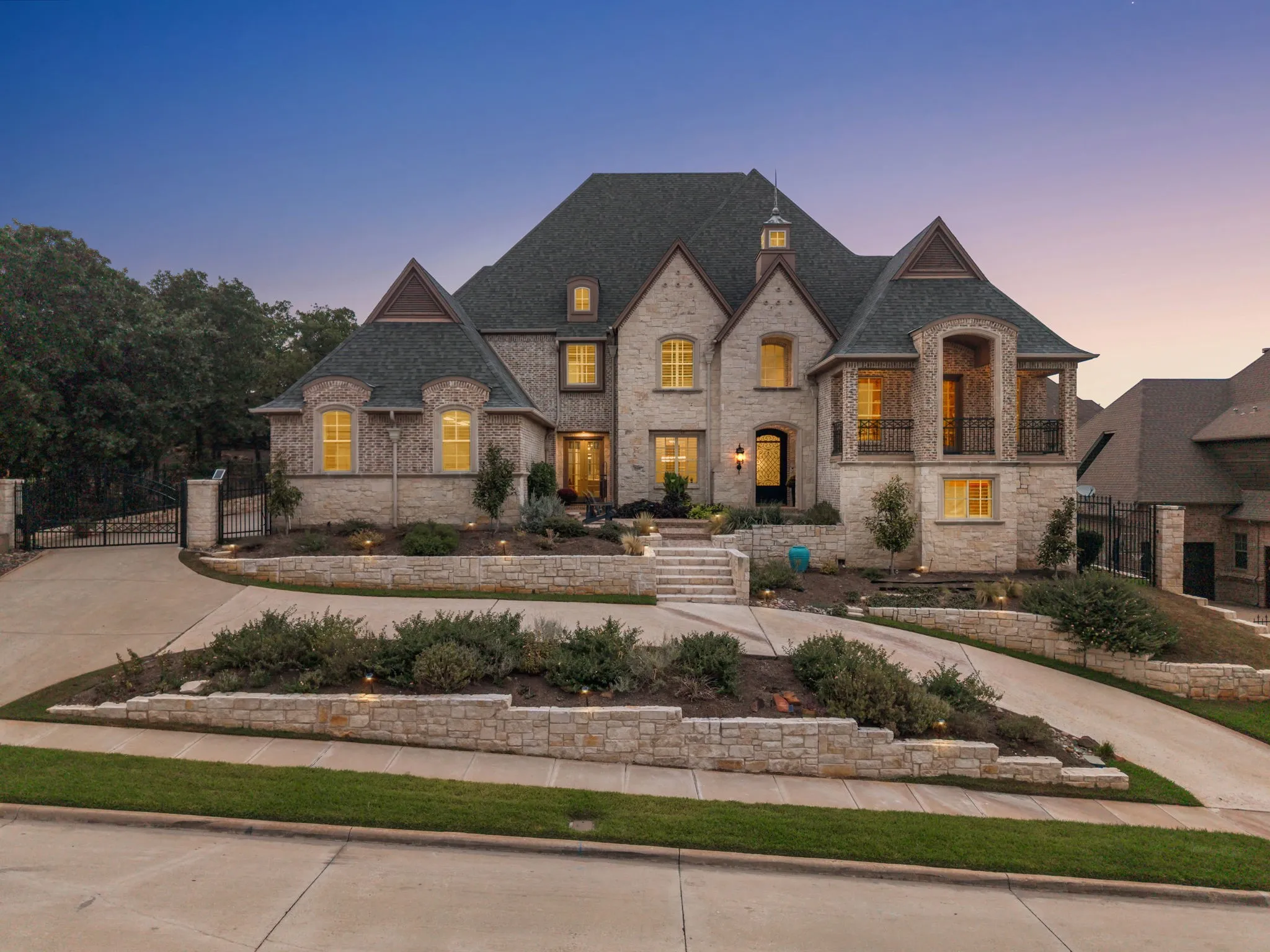 Single Family Residence For Sale
