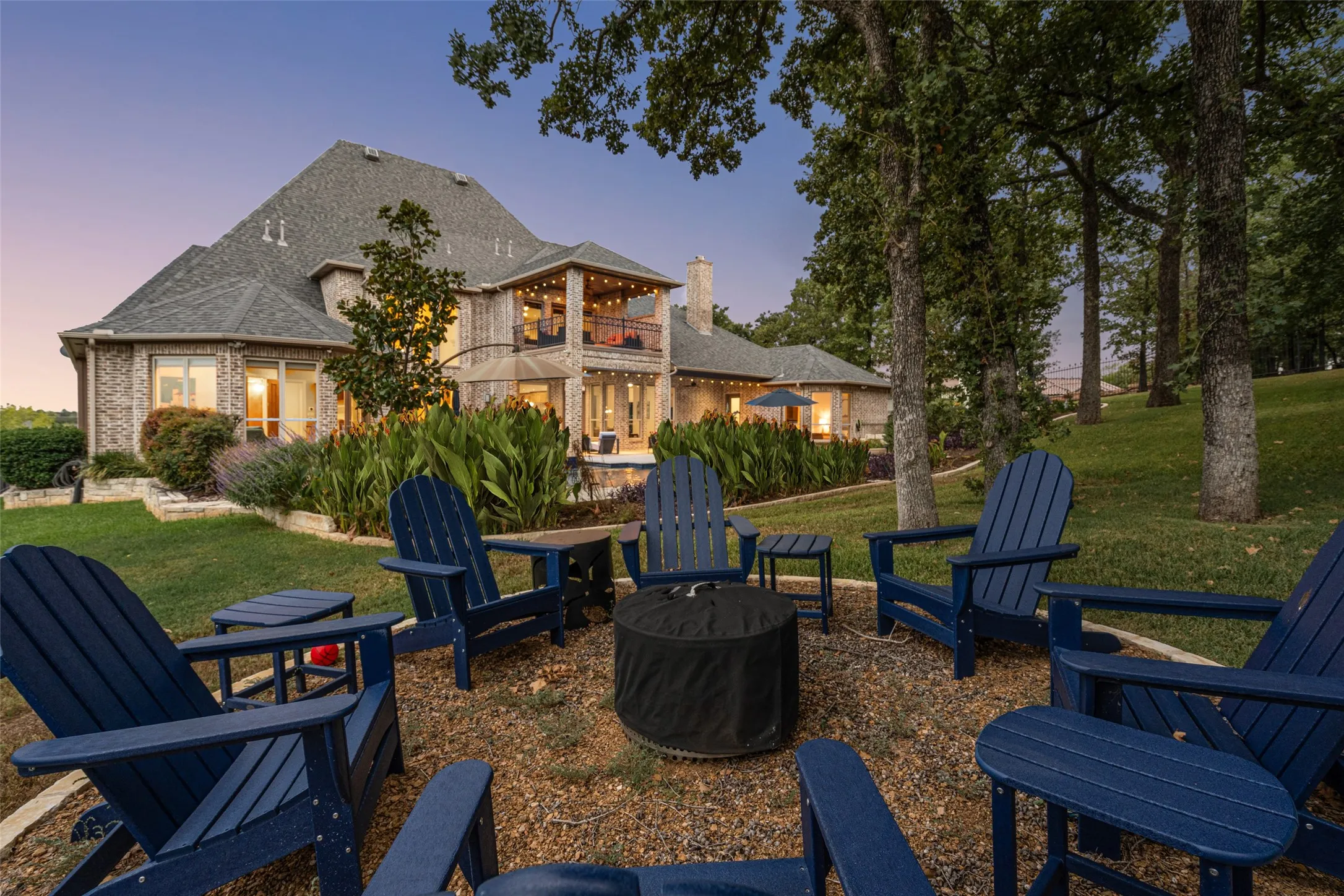 Single Family Residence For Sale in Tarrant County , 512 Rancho Laredo Trail, Southlake, Texas 76092, 5 Bedroom, 8 Bathroom, 4 Garage spaces, 7,439 Sqft, built in 2007, mls#21381728, Real Estate Agent in Southlake, Homes For Sale in Tarrant county, Homes For Sale in Southlake, Realtor in Southlake Texas, Real Estate Brokerage Independent Realty Texas, Luminita Cordes Realtor
