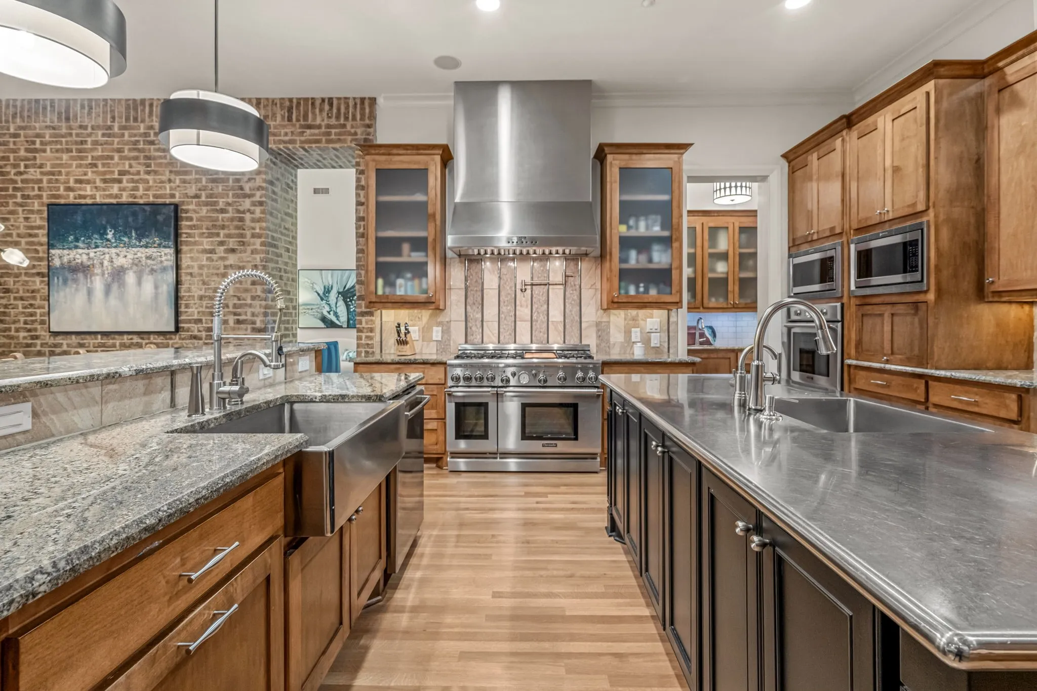 Single Family Residence For Sale in Tarrant County , 512 Rancho Laredo Trail, Southlake, Texas 76092, 5 Bedroom, 8 Bathroom, 4 Garage spaces, 7,439 Sqft, built in 2007, mls#21381728, Real Estate Agent in Southlake, Homes For Sale in Tarrant county, Homes For Sale in Southlake, Realtor in Southlake Texas, Real Estate Brokerage Independent Realty Texas, Luminita Cordes Realtor