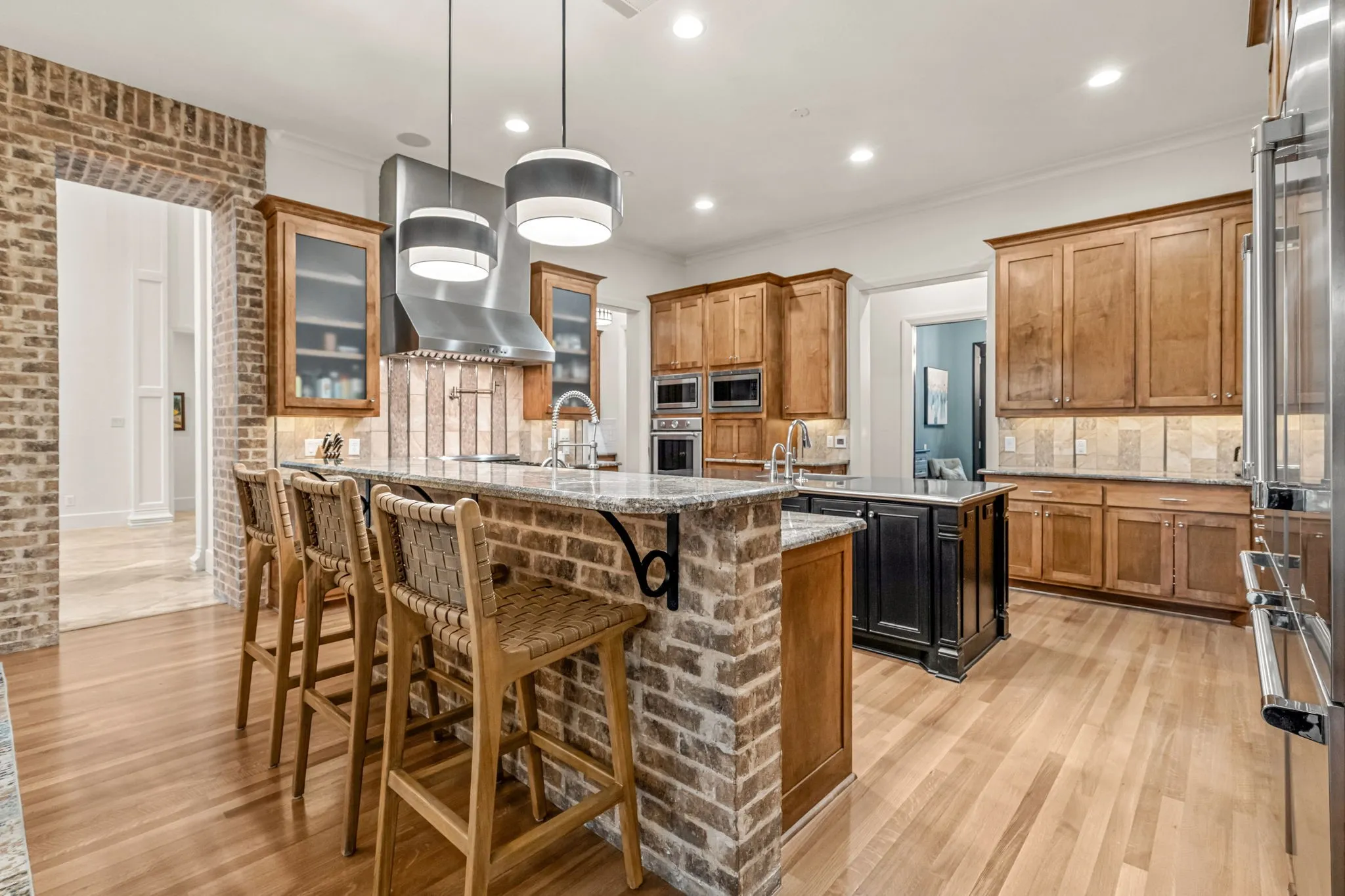Single Family Residence For Sale in Tarrant County , 512 Rancho Laredo Trail, Southlake, Texas 76092, 5 Bedroom, 8 Bathroom, 4 Garage spaces, 7,439 Sqft, built in 2007, mls#21381728, Real Estate Agent in Southlake, Homes For Sale in Tarrant county, Homes For Sale in Southlake, Realtor in Southlake Texas, Real Estate Brokerage Independent Realty Texas, Luminita Cordes Realtor