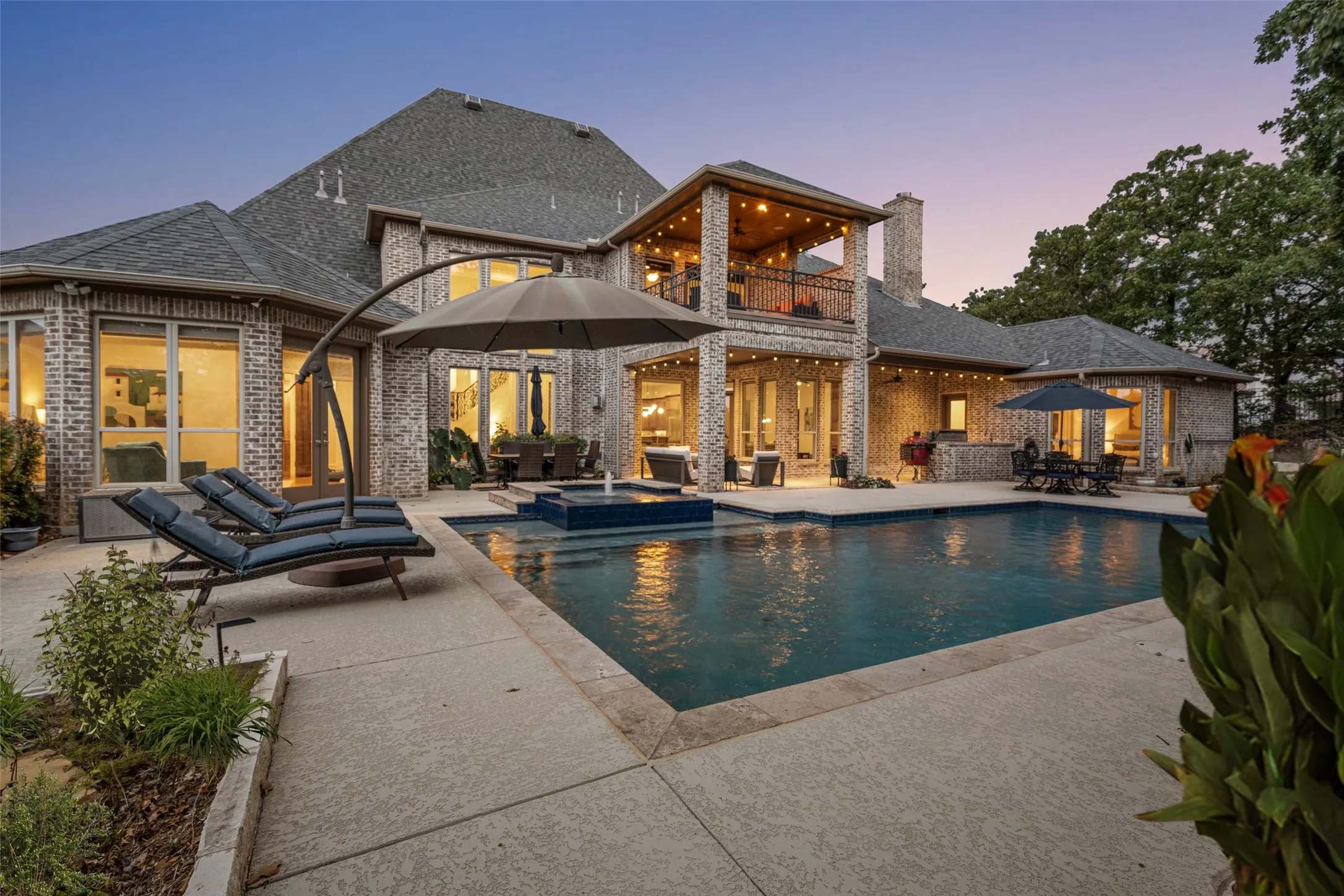 Single Family Residence For Sale in Tarrant County , 512 Rancho Laredo Trail, Southlake, Texas 76092, 5 Bedroom, 8 Bathroom, 4 Garage spaces, 7,439 Sqft, built in 2007, mls#21381728, Real Estate Agent in Southlake, Homes For Sale in Tarrant county, Homes For Sale in Southlake, Realtor in Southlake Texas, Real Estate Brokerage Independent Realty Texas, Luminita Cordes Realtor