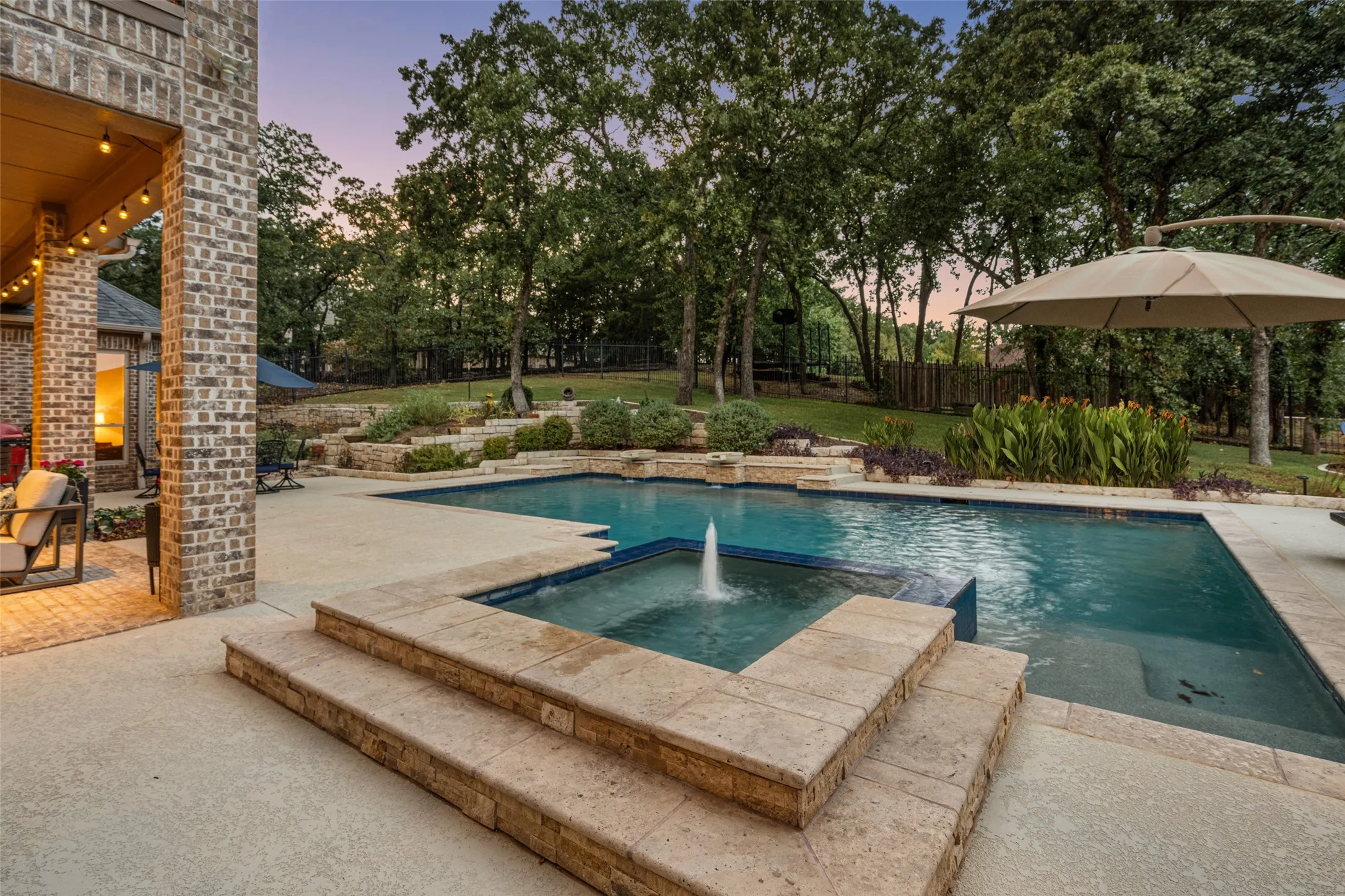 Single Family Residence For Sale in Tarrant County , 512 Rancho Laredo Trail, Southlake, Texas 76092, 5 Bedroom, 8 Bathroom, 4 Garage spaces, 7,439 Sqft, built in 2007, mls#21381728, Real Estate Agent in Southlake, Homes For Sale in Tarrant county, Homes For Sale in Southlake, Realtor in Southlake Texas, Real Estate Brokerage Independent Realty Texas, Luminita Cordes Realtor