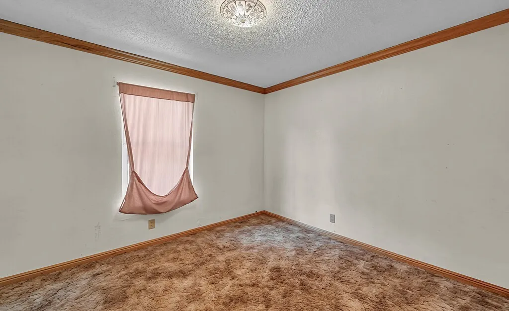 Single Family Residence For Sale in Mc Lennan County , 317 Williams Road, Lorena, Texas 76655, 3 Bedroom, 2 Bathroom, 2 Garage spaces, 2,142 Sqft, built in 1984, mls#21390881, Real Estate Agent in Lorena, Homes For Sale in Mc Lennan county, Homes For Sale in Lorena, Realtor in Lorena Texas, Real Estate Brokerage Independent Realty Texas, Luminita Cordes Realtor