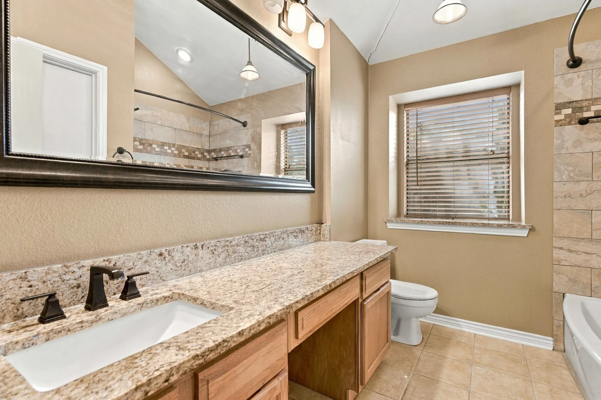Single Family Residence For Sale in Dallas County , 569 Grace Lane, Coppell, Texas 75019, 2 Bedroom, 2 Bathroom, 1 Garage spaces, 1,205 Sqft, built in 1985, mls#21398047, Real Estate Agent in Coppell, Homes For Sale in Dallas county, Homes For Sale in Coppell, Realtor in Coppell Texas, Real Estate Brokerage Independent Realty Texas, Luminita Cordes Realtor