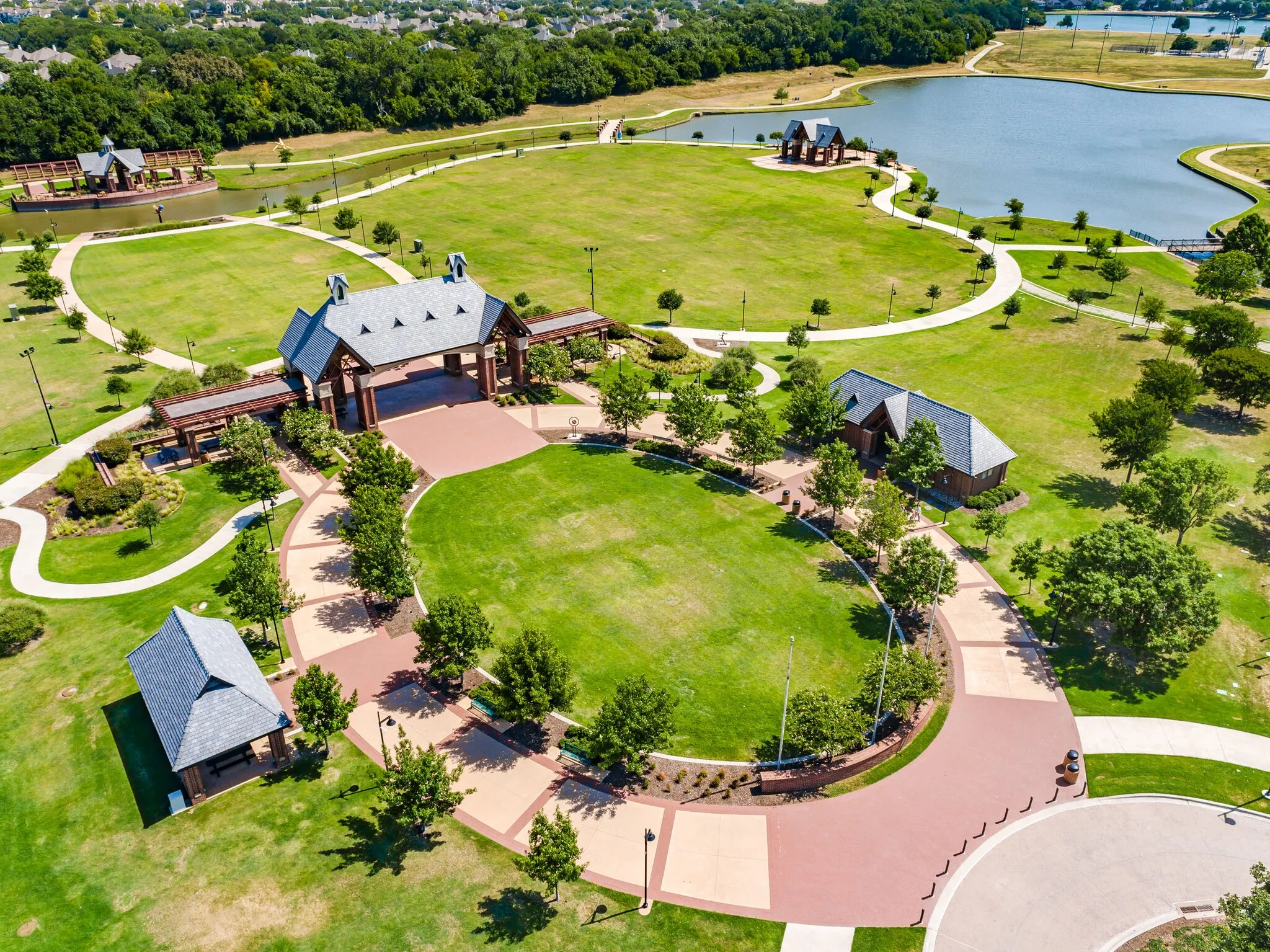 Single Family Residence For Sale in Dallas County , 569 Grace Lane, Coppell, Texas 75019, 2 Bedroom, 2 Bathroom, 1 Garage spaces, 1,205 Sqft, built in 1985, mls#21398047, Real Estate Agent in Coppell, Homes For Sale in Dallas county, Homes For Sale in Coppell, Realtor in Coppell Texas, Real Estate Brokerage Independent Realty Texas, Luminita Cordes Realtor