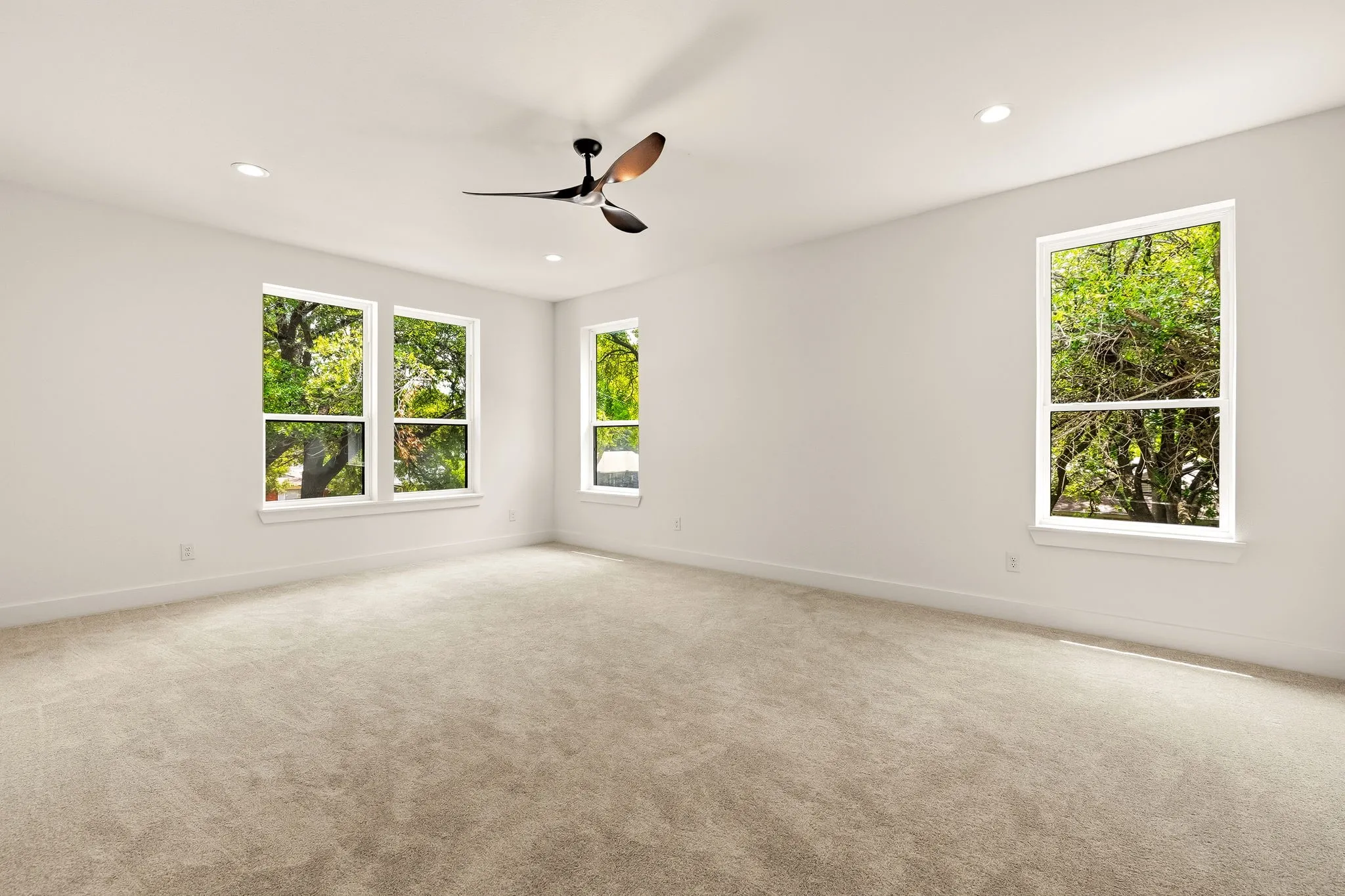 Single Family Residence For Rent in Dallas County , 8903 Liptonshire Drive, Dallas, Texas 75238, 5 Bedroom, 7 Bathroom, 2 Garage spaces, 4,925 Sqft, built in 1955, mls#21398480, Real Estate Agent in Dallas, Homes For Rent in Dallas county, Homes For Rent in Dallas, Realtor in Dallas Texas, Real Estate Brokerage Independent Realty Texas, Luminita Cordes Realtor