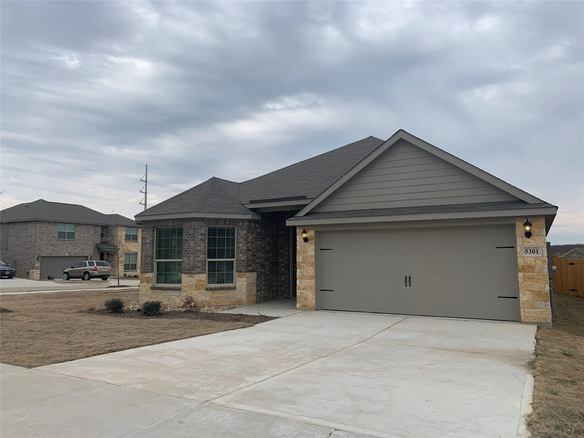 Single Family Residence For Rent in Denton County , 5301 Persimmon Drive, Denton, Texas 76207, 3 Bedroom, 2 Bathroom, 2 Garage spaces, 1,925 Sqft, built in 2020, mls#21398487, Real Estate Agent in Denton, Homes For Rent in Denton county, Homes For Rent in Denton, Realtor in Denton Texas, Real Estate Brokerage Independent Realty Texas, Luminita Cordes Realtor
