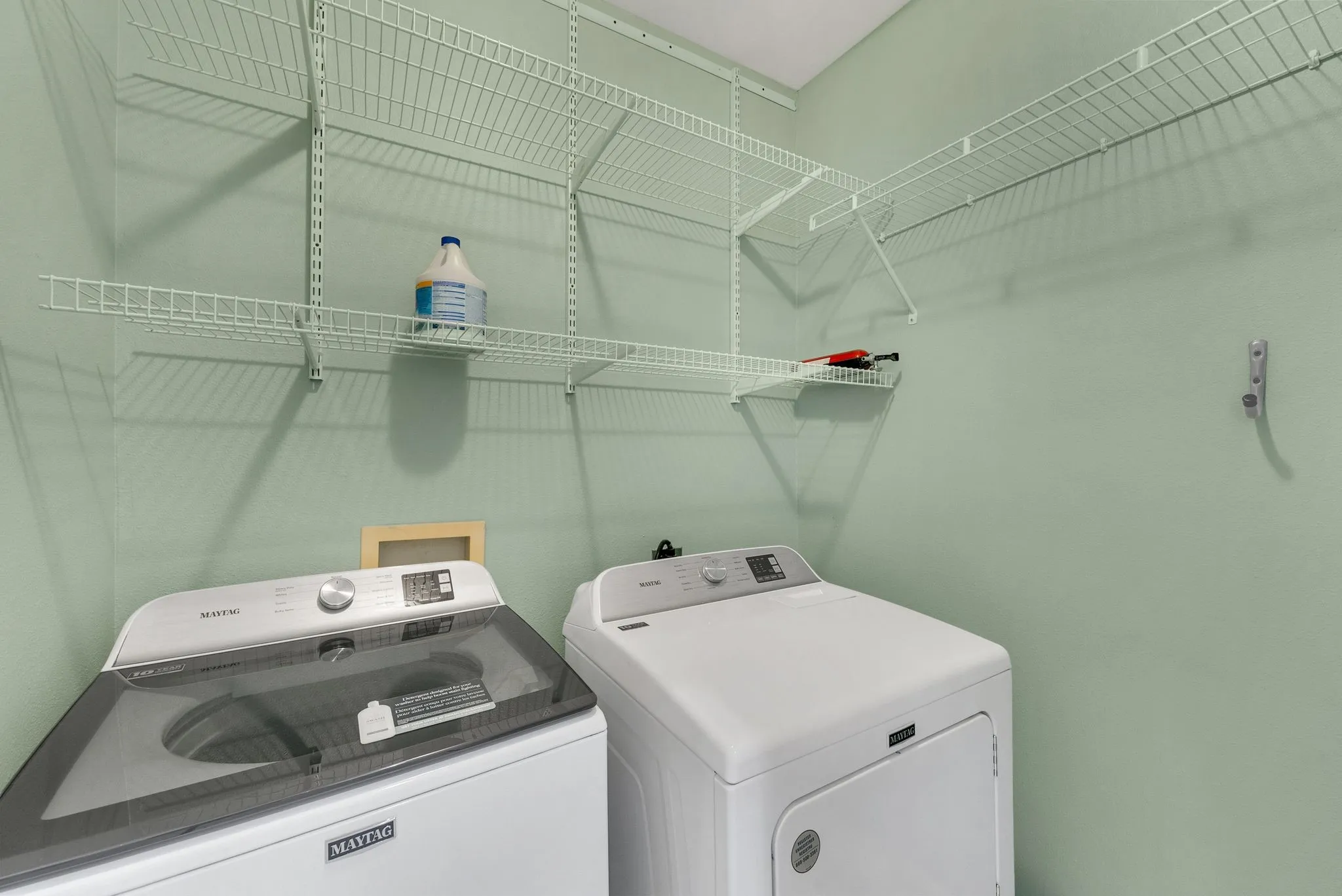 Laundry on same level as primary and guest room