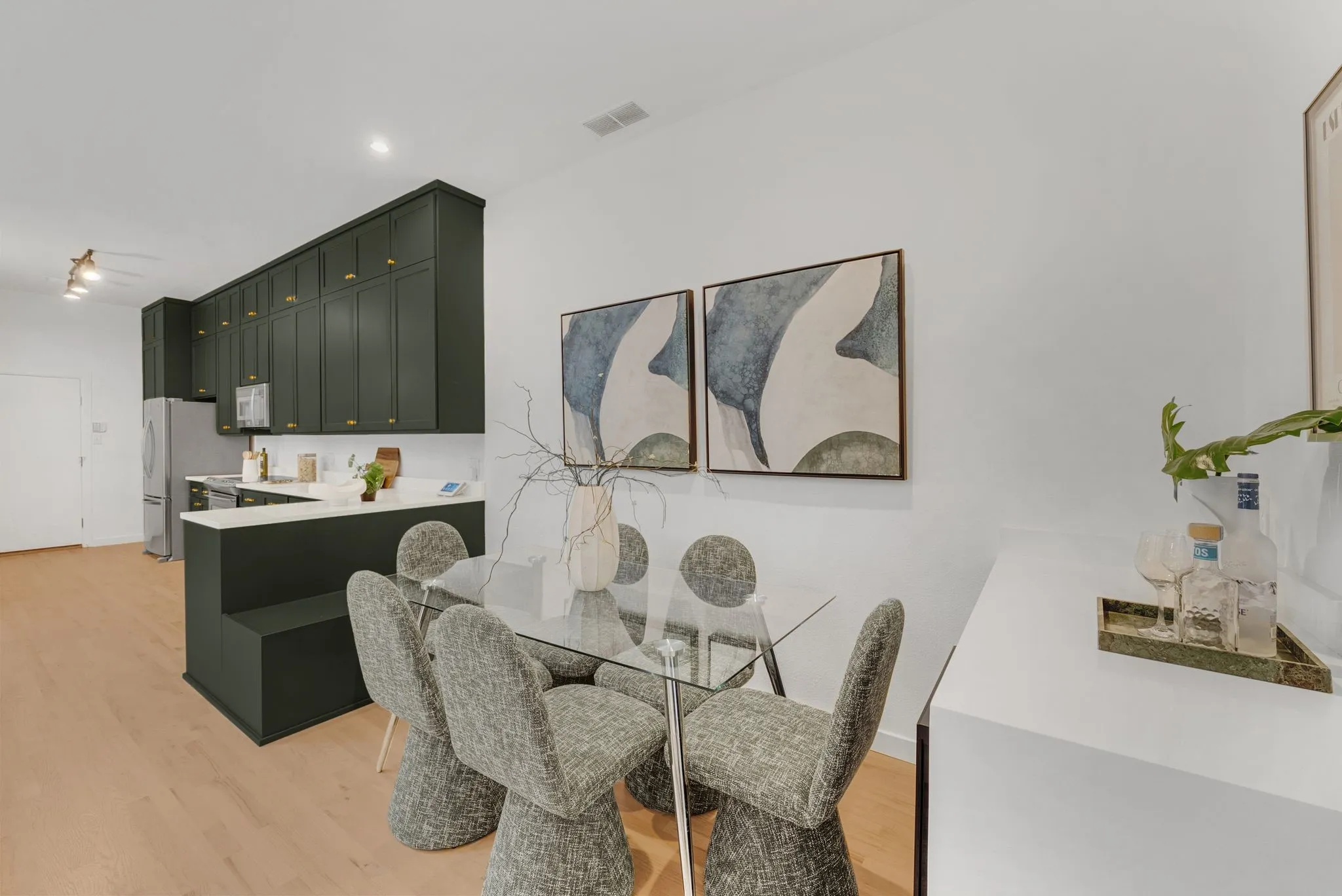 Built in banquette seating and bar area