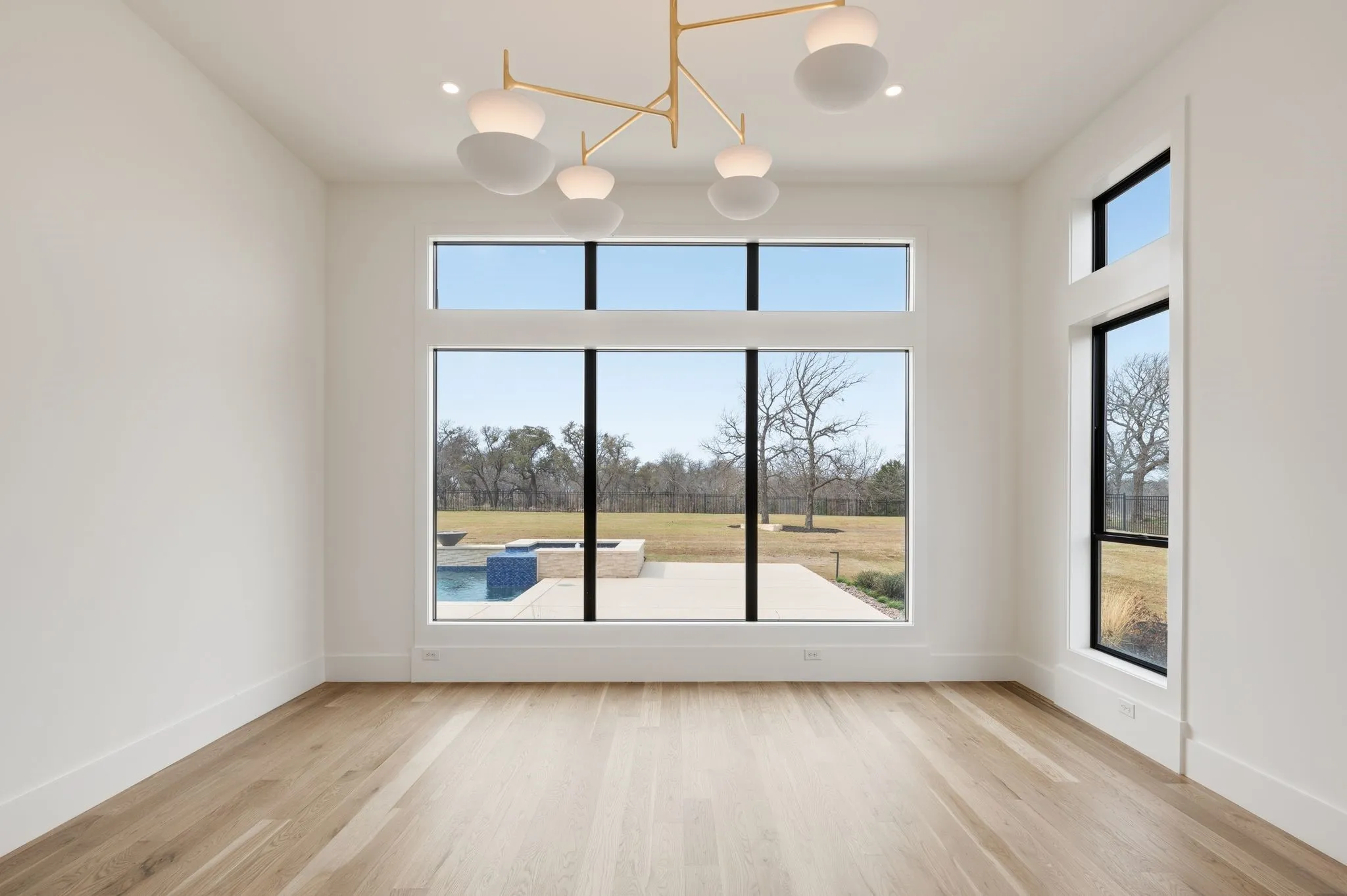 Single Family Residence For Sale in Tarrant County , 10621 Arrowhead Point Drive, Fort Worth, Texas 76179, 6 Bedroom, 7 Bathroom, 3 Garage spaces, 6,764 Sqft, built in 2026, mls#21398508, Real Estate Agent in Fort Worth, Homes For Sale in Tarrant county, Homes For Sale in Fort Worth, Realtor in Fort Worth Texas, Real Estate Brokerage Independent Realty Texas, Luminita Cordes Realtor