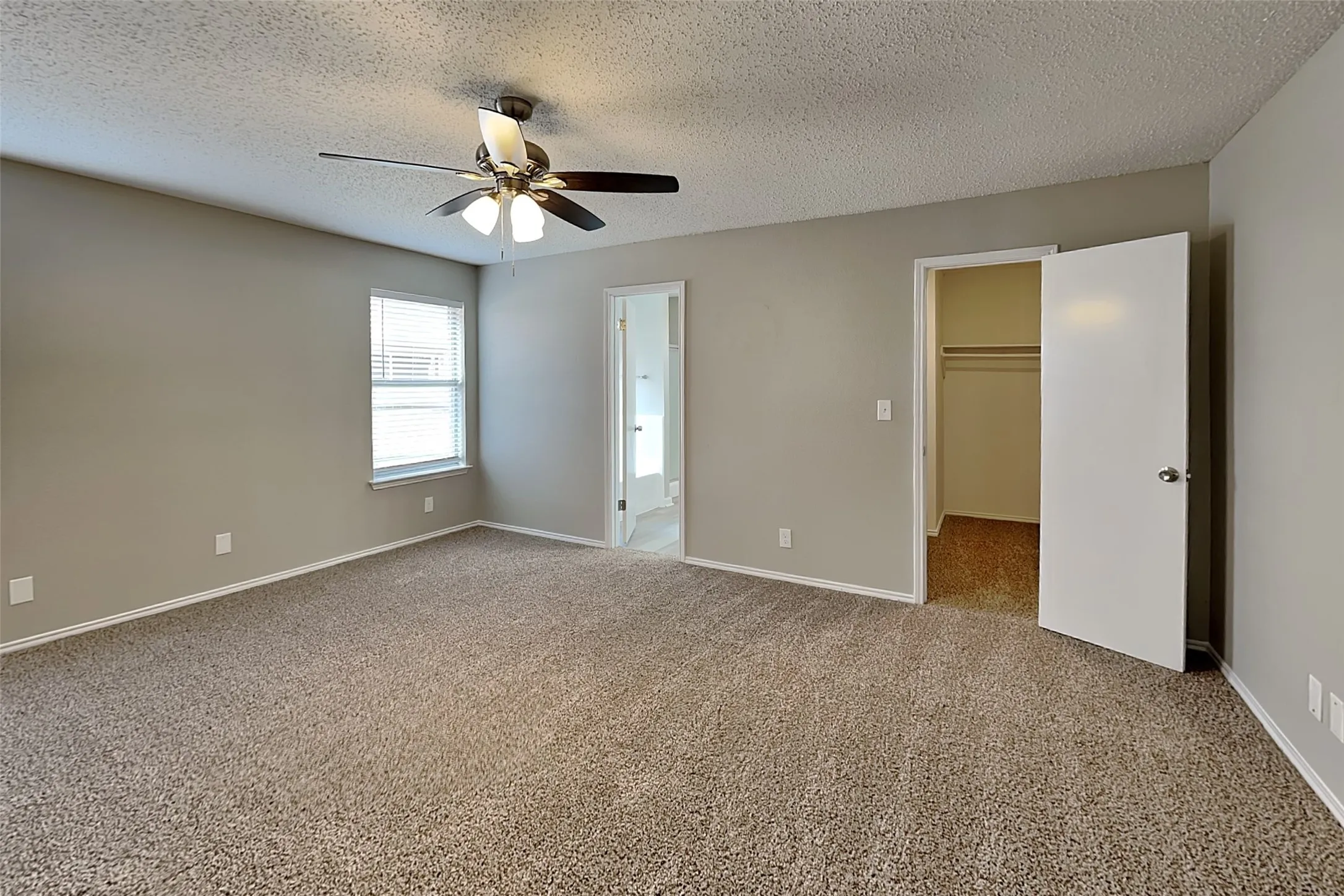 Single Family Residence For Rent in Tarrant County , 4741 Baytree Drive, Fort Worth, Texas 76137, 3 Bedroom, 2 Bathroom, 2 Garage spaces, 1,588 Sqft, built in 1987, mls#21398504, Real Estate Agent in Fort Worth, Homes For Rent in Tarrant county, Homes For Rent in Fort Worth, Realtor in Fort Worth Texas, Real Estate Brokerage Independent Realty Texas, Luminita Cordes Realtor