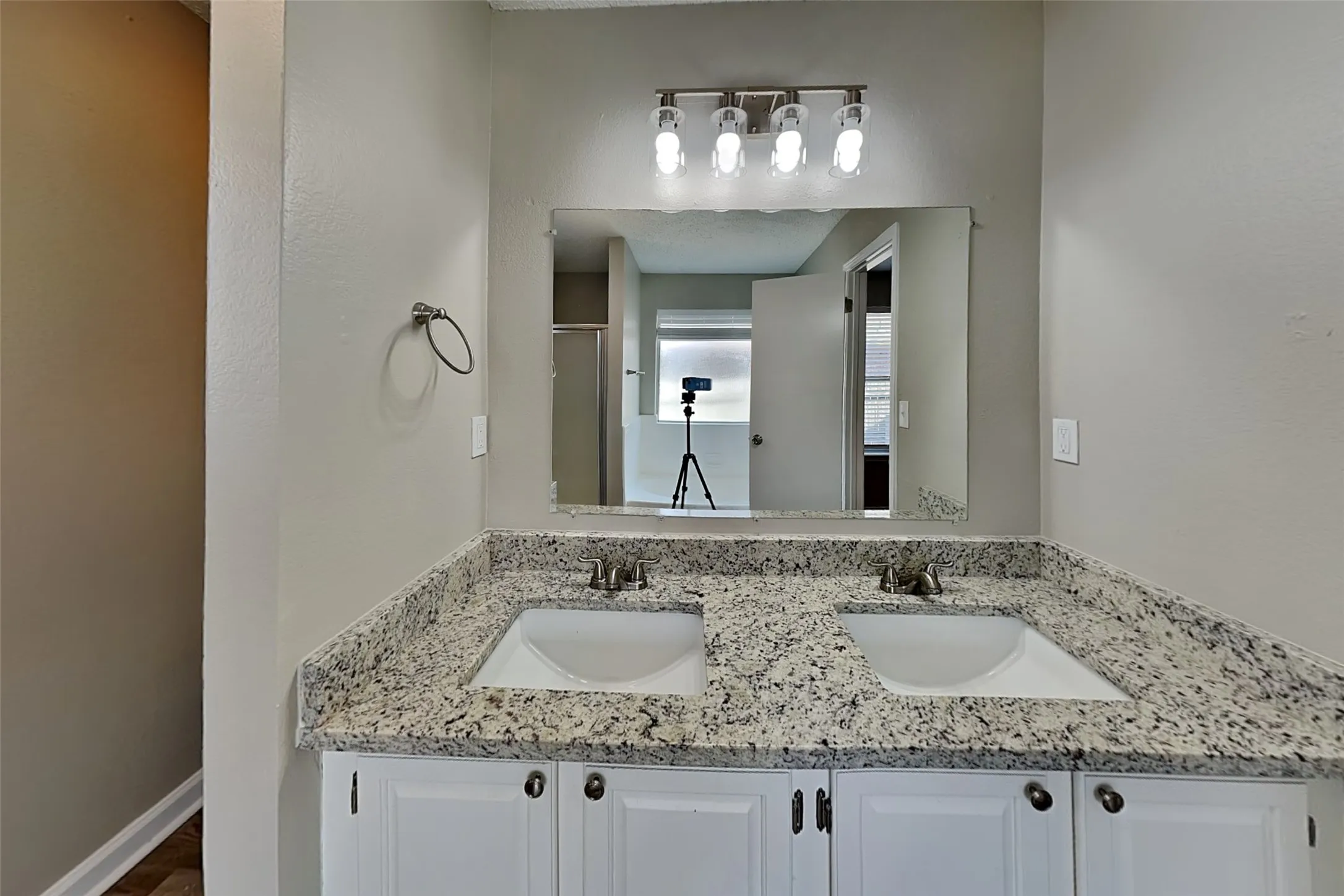 Single Family Residence For Rent in Tarrant County , 4741 Baytree Drive, Fort Worth, Texas 76137, 3 Bedroom, 2 Bathroom, 2 Garage spaces, 1,588 Sqft, built in 1987, mls#21398504, Real Estate Agent in Fort Worth, Homes For Rent in Tarrant county, Homes For Rent in Fort Worth, Realtor in Fort Worth Texas, Real Estate Brokerage Independent Realty Texas, Luminita Cordes Realtor