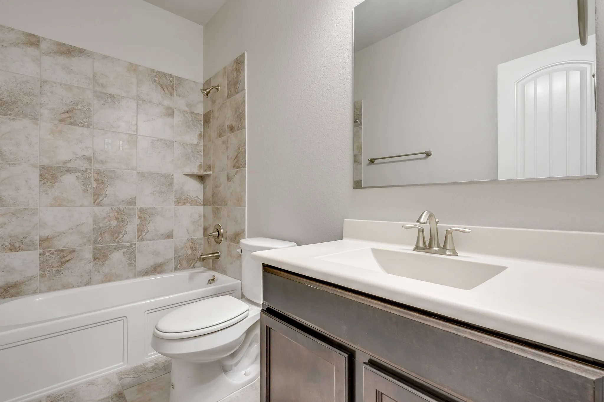 Single Family Residence For Rent in Denton County , 16716 Central Garden Lane, Prosper, Texas 75078, 4 Bedroom, 4 Bathroom, 2 Garage spaces, 3,007 Sqft, built in 2017, mls#21397892, Real Estate Agent in Prosper, Homes For Rent in Denton county, Homes For Rent in Prosper, Realtor in Prosper Texas, Real Estate Brokerage Independent Realty Texas, Luminita Cordes Realtor