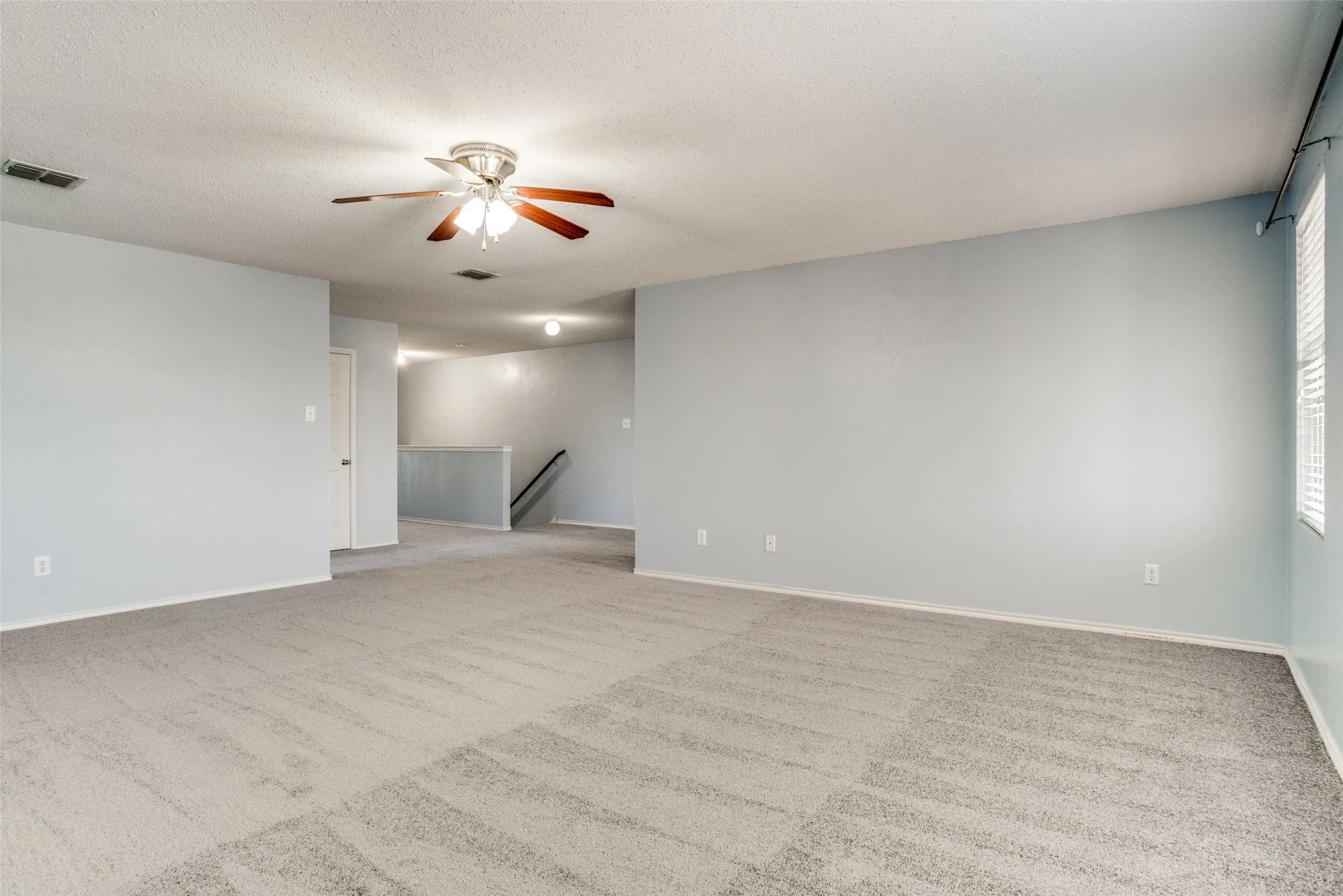 Single Family Residence For Rent in Collin County , 1130 Annie Oakley Drive, Anna, Texas 75409, 5 Bedroom, 4 Bathroom, 2 Garage spaces, 4,019 Sqft, built in 2005, mls#21398491, Real Estate Agent in Anna, Homes For Rent in Collin county, Homes For Rent in Anna, Realtor in Anna Texas, Real Estate Brokerage Independent Realty Texas, Luminita Cordes Realtor