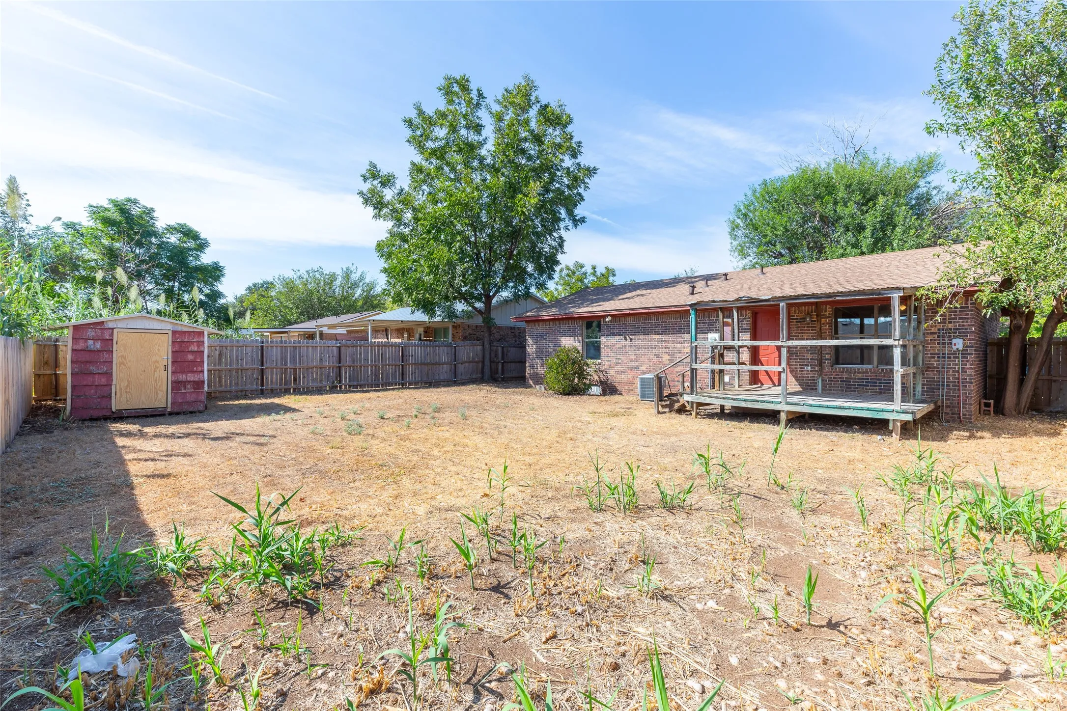 Single Family Residence For Sale in Taylor County , 3725 Trinity Lane, Abilene, Texas 79602, 3 Bedroom, 2 Bathroom, Garage spaces, 1,260 Sqft, built in 1983, mls#21398220, Real Estate Agent in Abilene, Homes For Sale in Taylor county, Homes For Sale in Abilene, Realtor in Abilene Texas, Real Estate Brokerage Independent Realty Texas, Luminita Cordes Realtor
